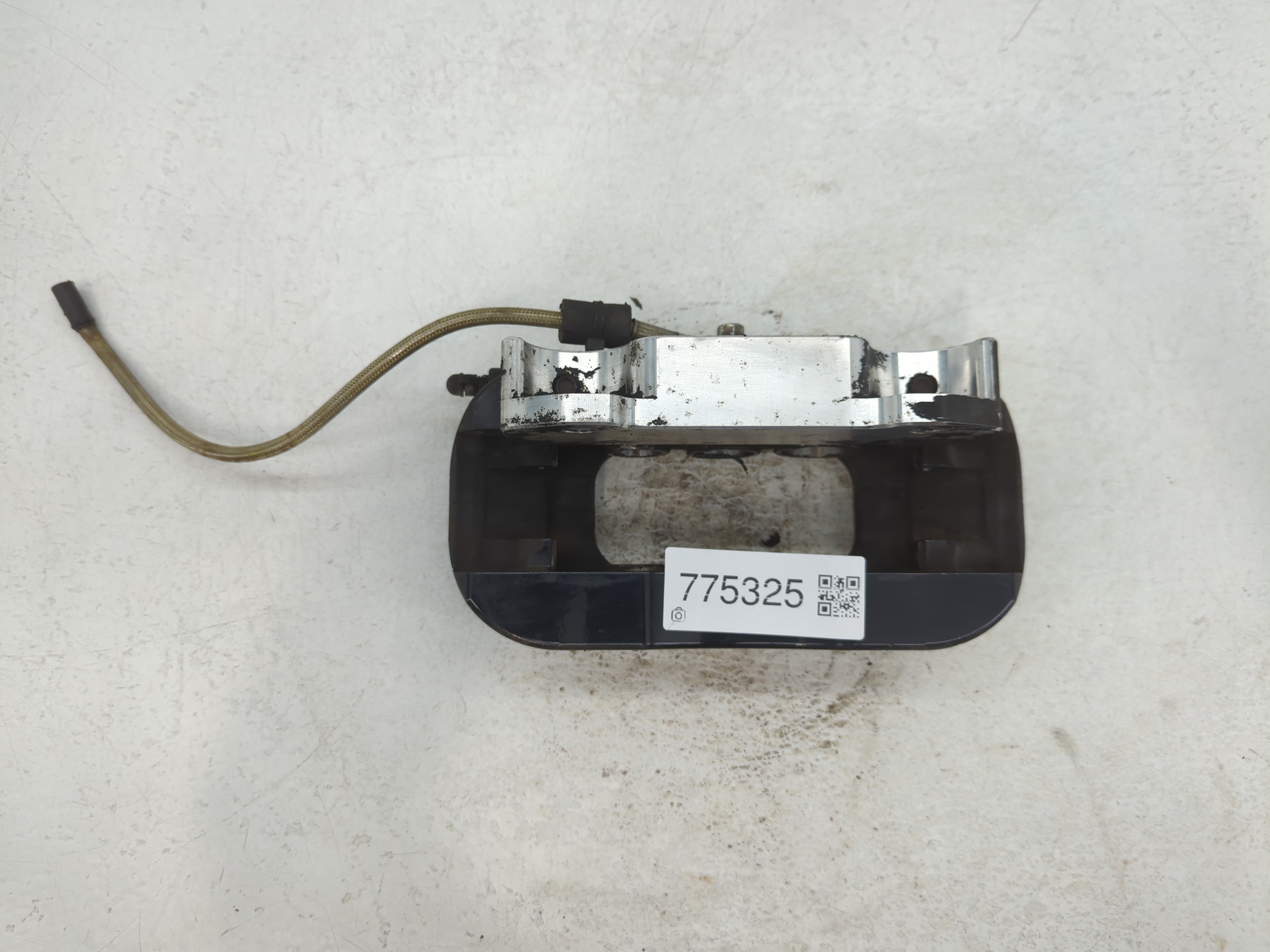 2013-2018 Volvo V60 Front Passenger Right Brake Caliper 775325 - Oemusedautoparts1.com