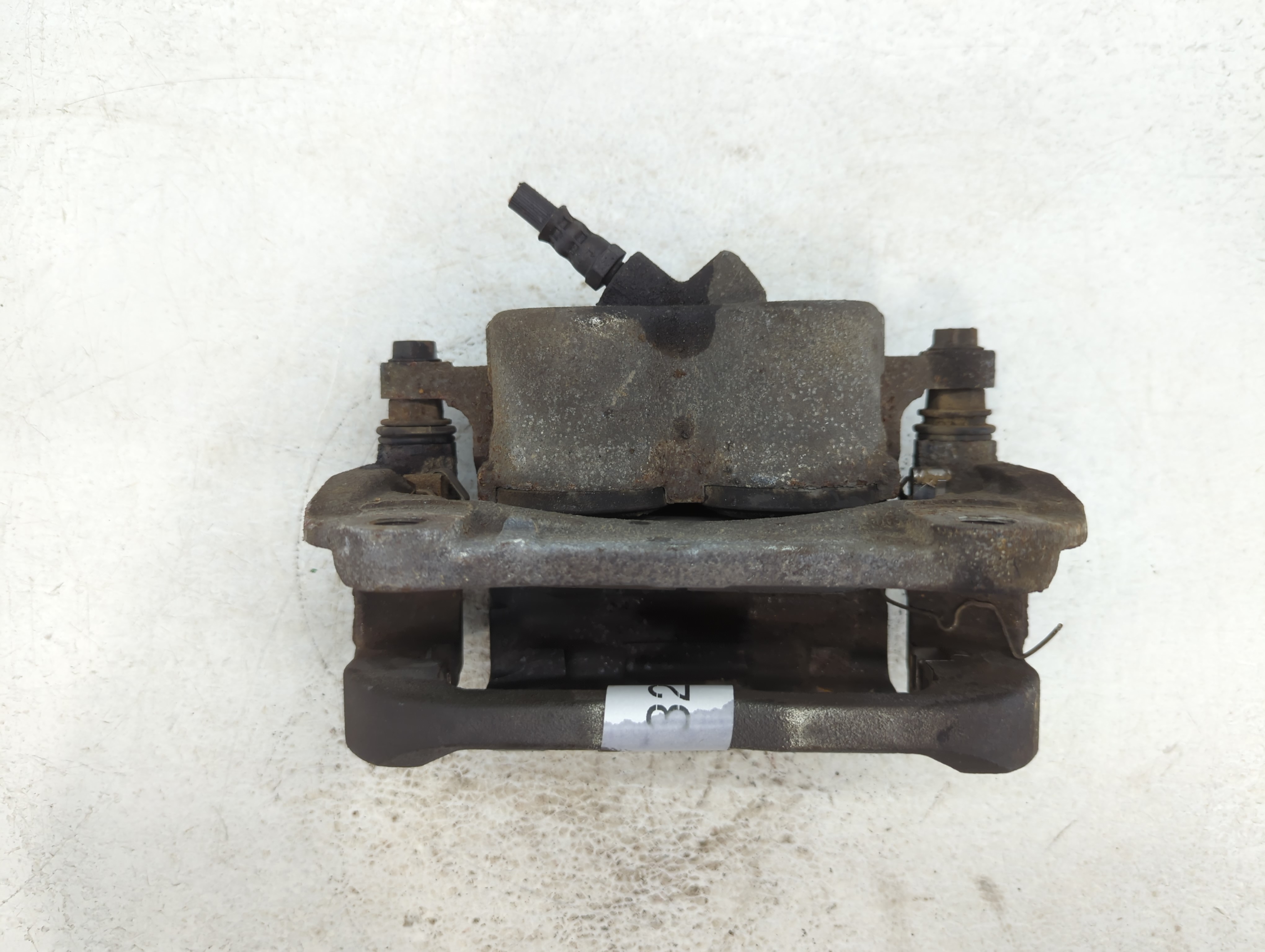 2020 Jeep Cherokee Front Passenger Right Brake Caliper 775327 - Oemusedautoparts1.com