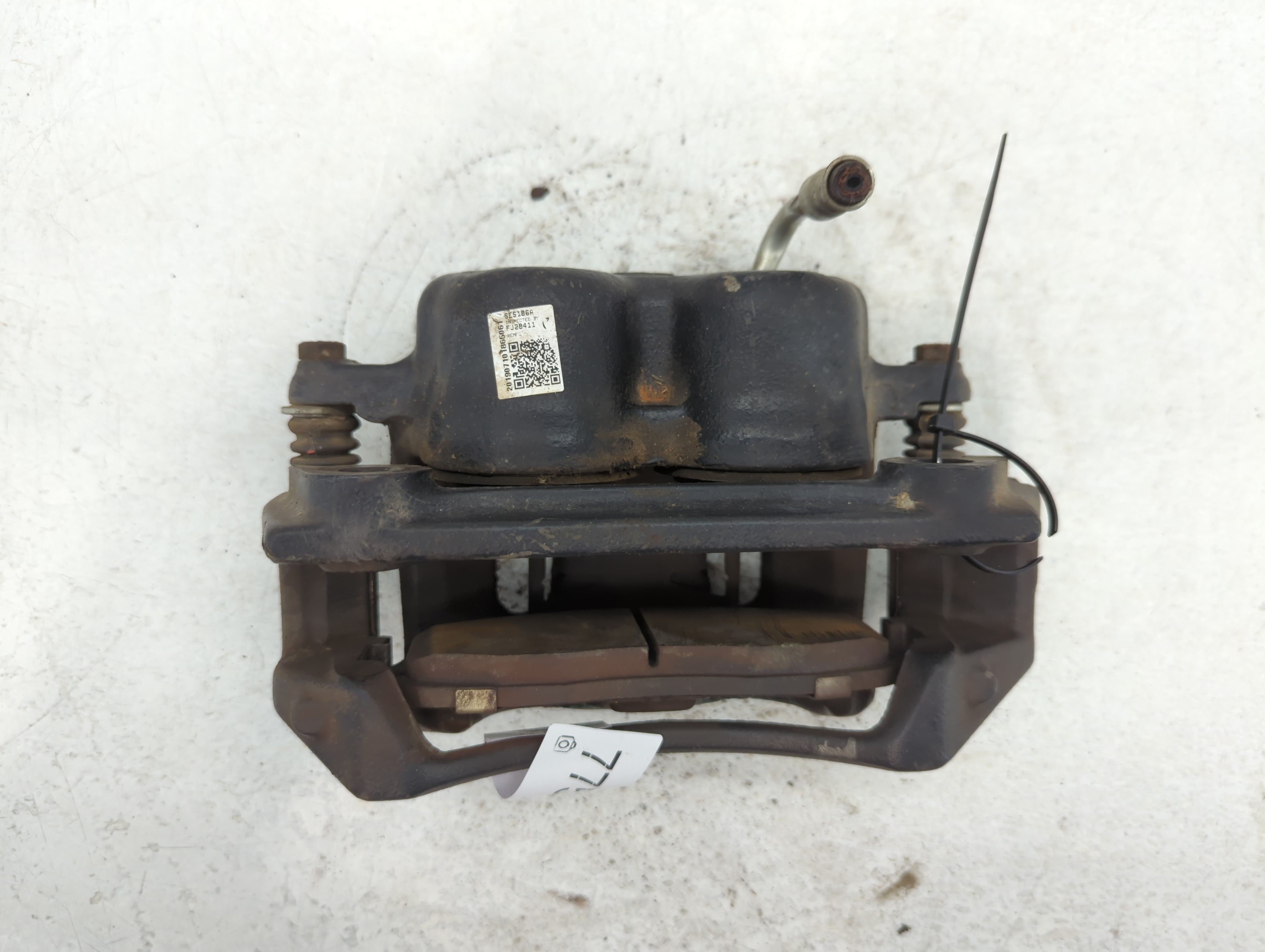 1997-2000 Ford F-150 Front Driver Left Brake Caliper 775385 - Oemusedautoparts1.com
