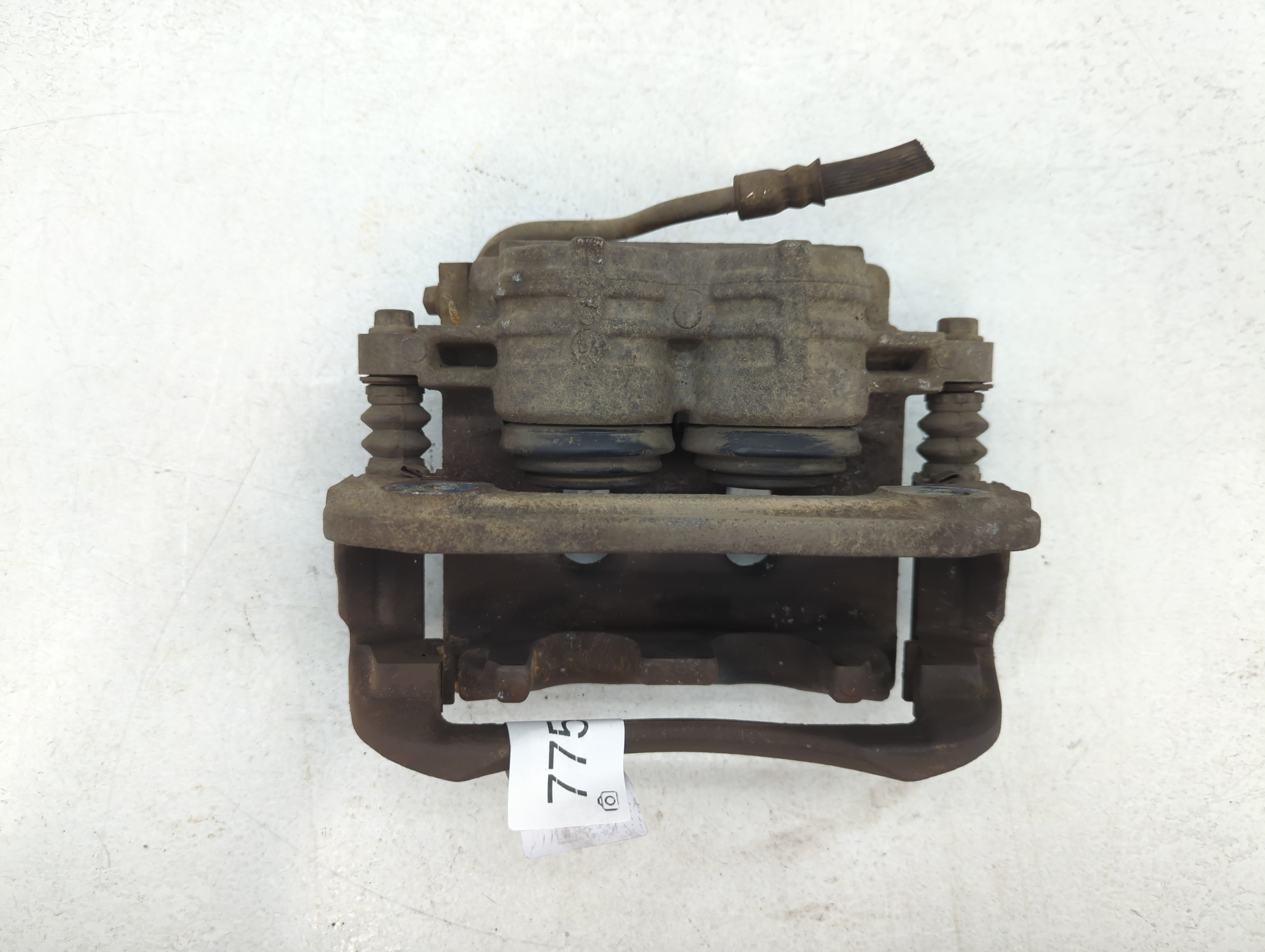2005-2010 Ford Mustang Front Driver Left Brake Caliper 775494 - Oemusedautoparts1.com