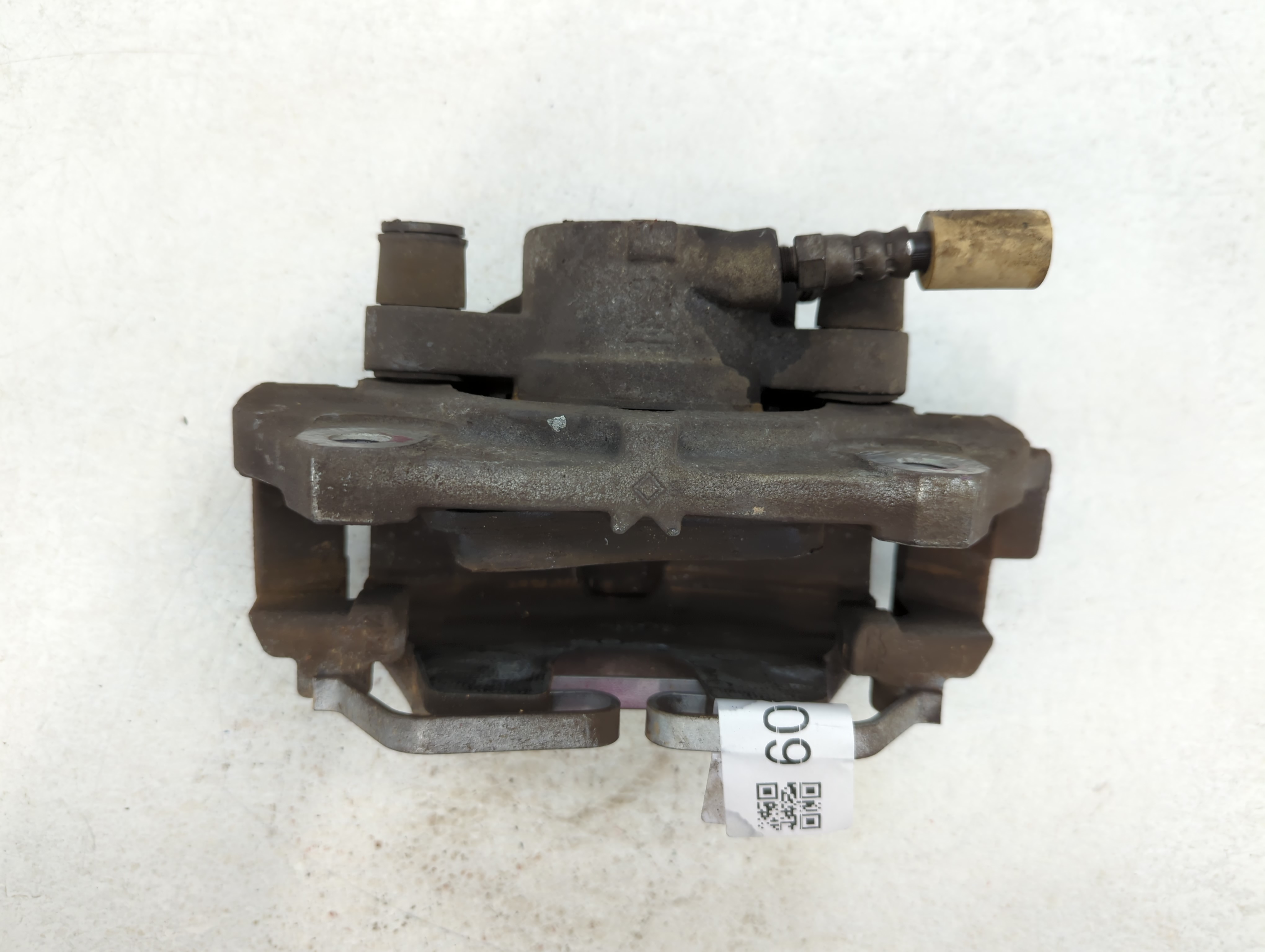 Picture of 2016-2017 Volvo Xc60 Front Passenger Right Brake Caliper 775509