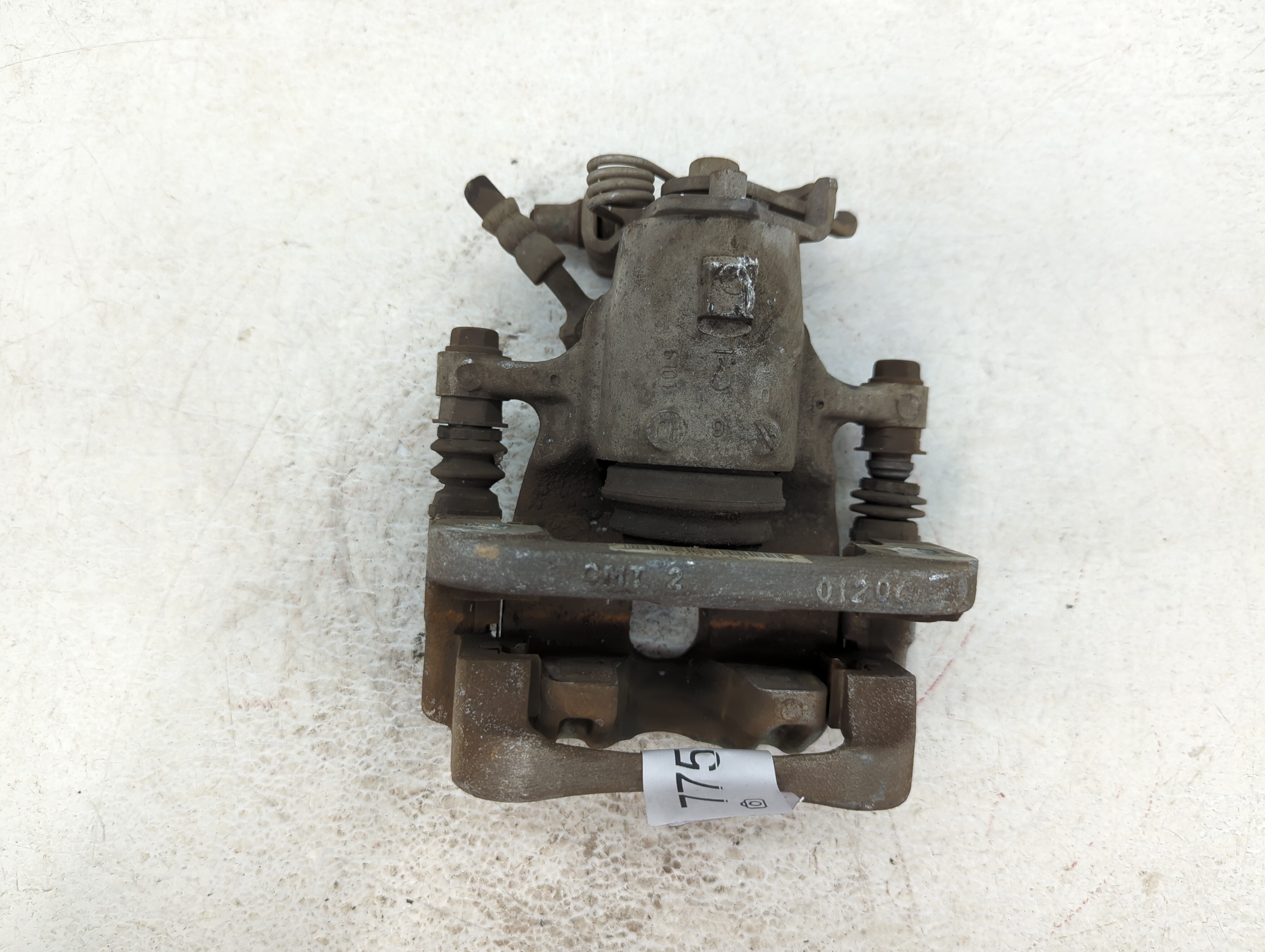 2011-2017 Buick Regal Front Driver Left Brake Caliper 775537 - Oemusedautoparts1.com