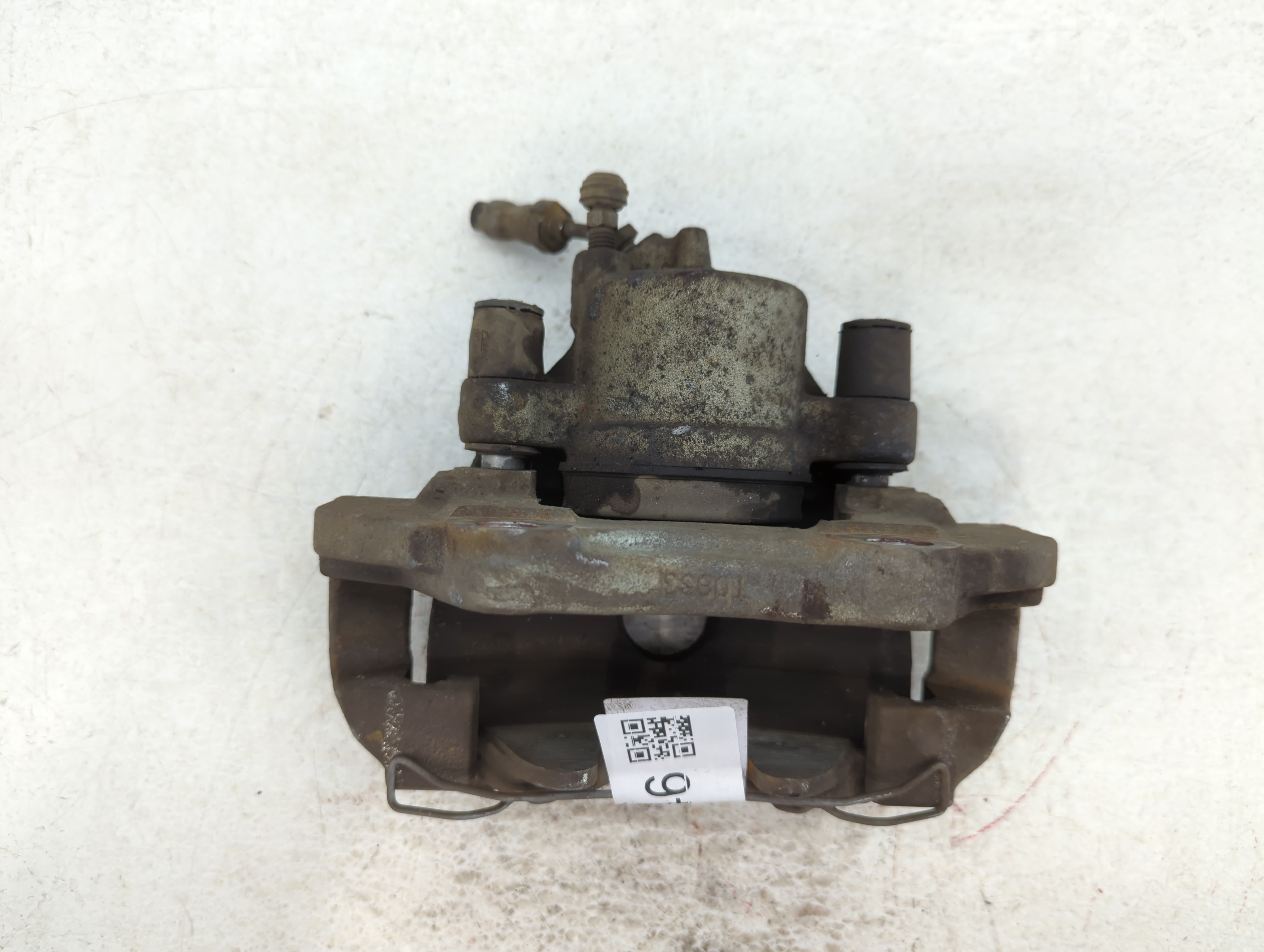 2013-2019 Ford Escape Front Driver Left Brake Caliper 775546 - Oemusedautoparts1.com