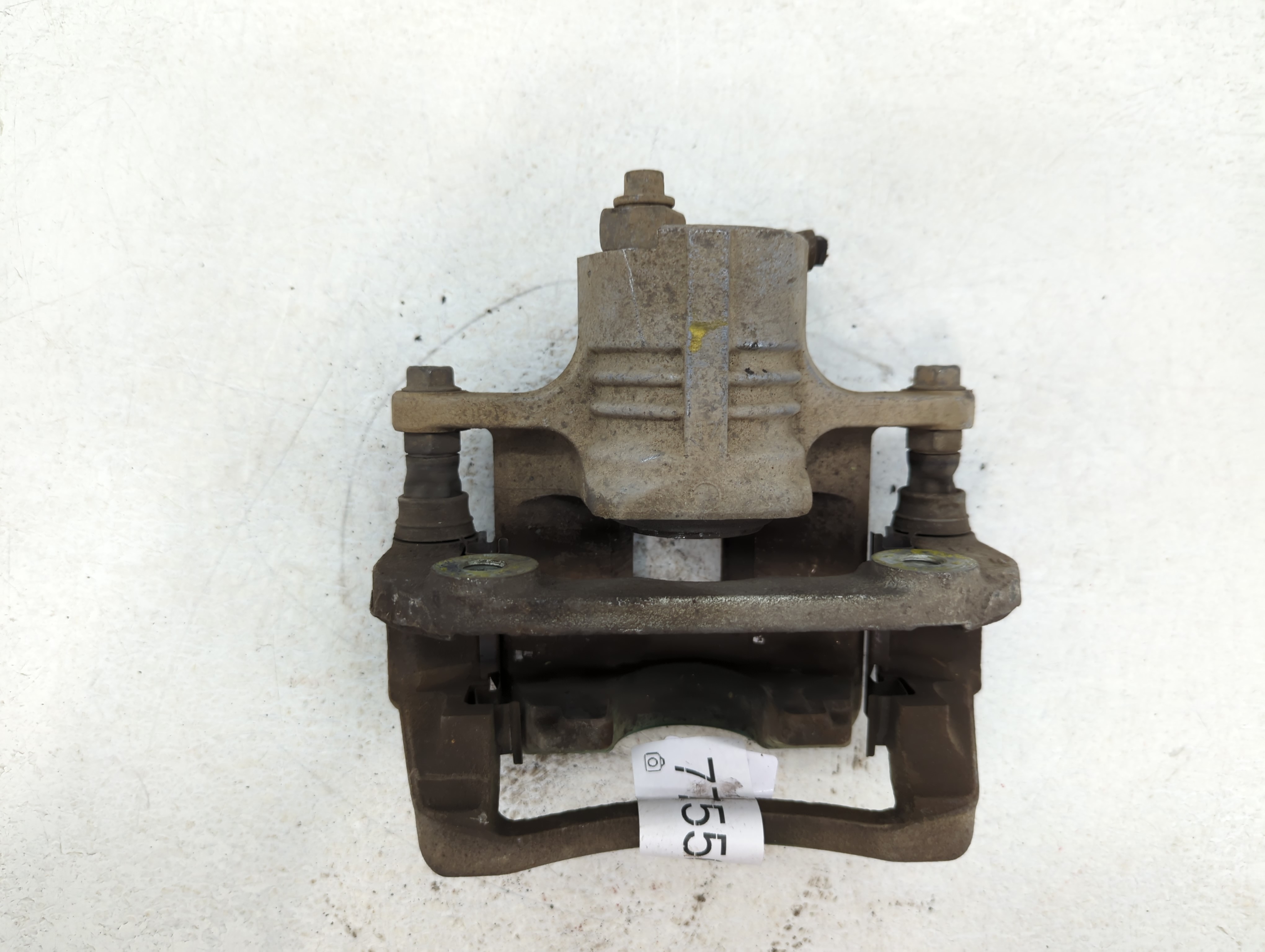 2010-2015 Chevrolet Camaro Front Driver Left Brake Caliper 775563 - Oemusedautoparts1.com