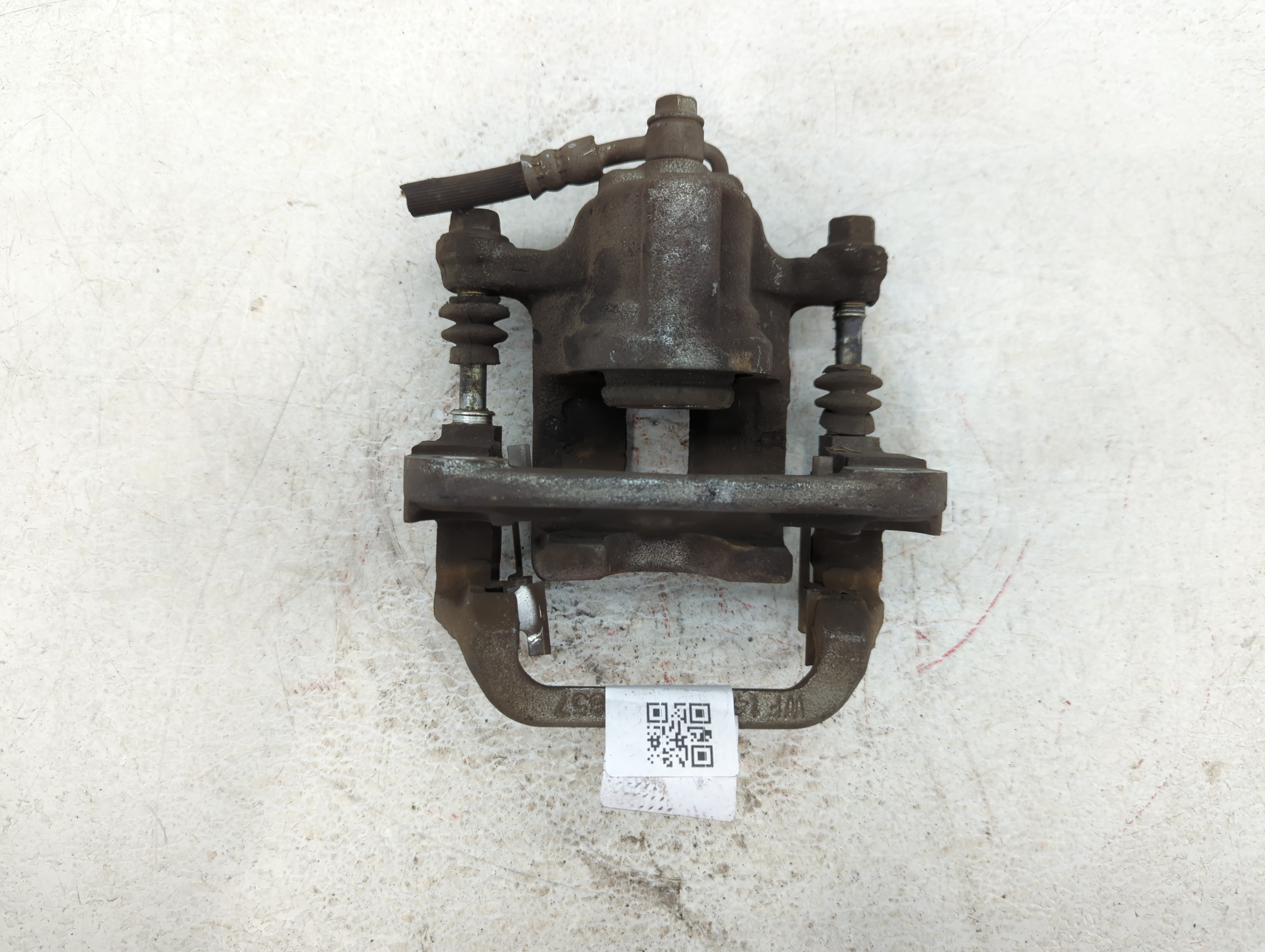 Picture of 2014-2020 Nissan Rogue Front Passenger Right Brake Caliper 775571