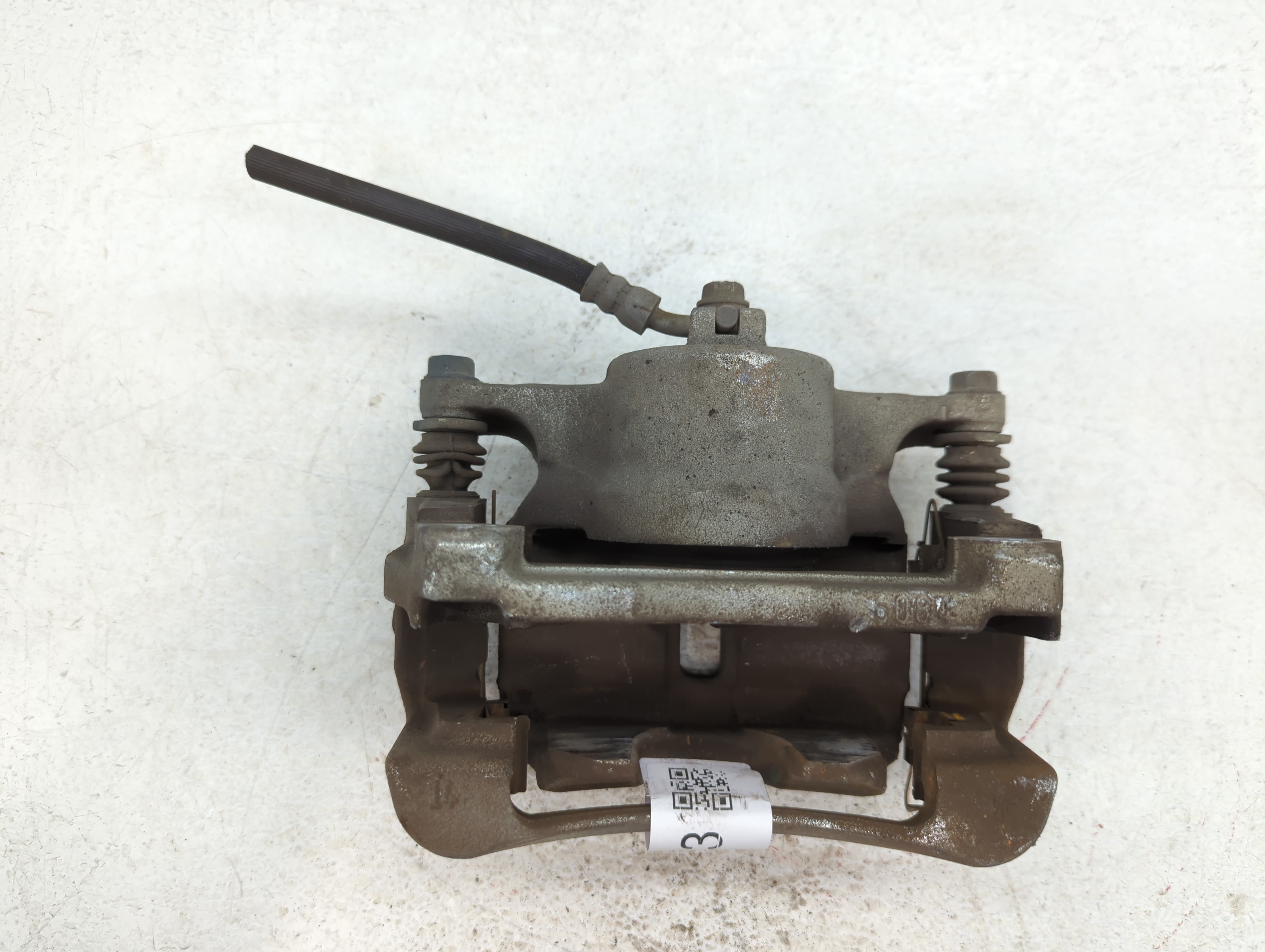 Picture of 2014-2020 Nissan Rogue Front Driver Left Brake Caliper 775573