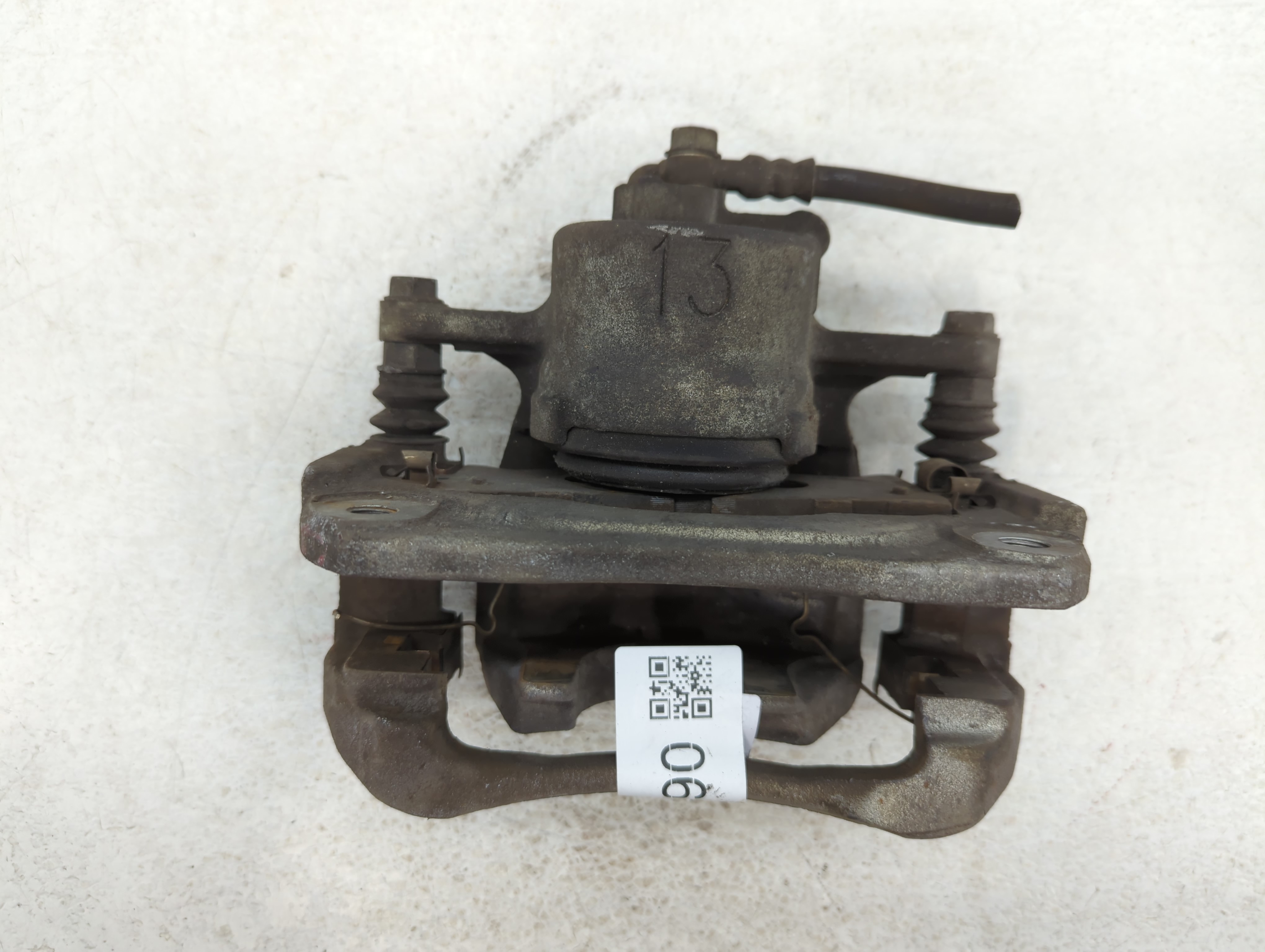 2012-2017 Toyota Camry Front Passenger Right Brake Caliper 775590 - Oemusedautoparts1.com