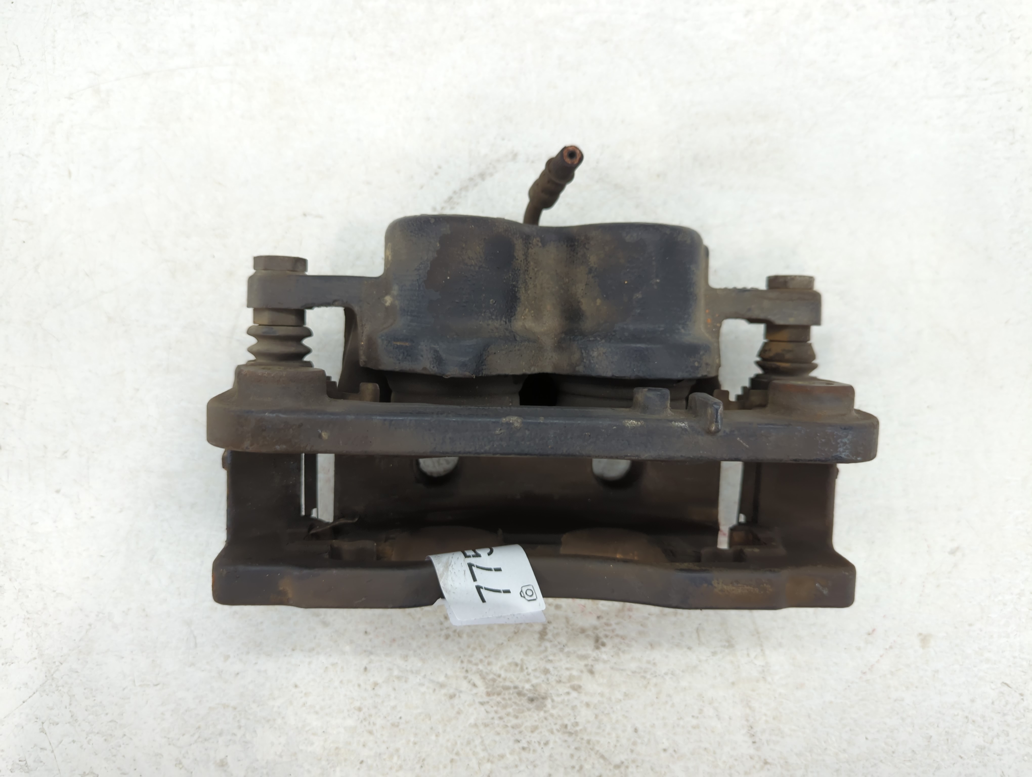 2007-2014 Gmc Yukon Xl 1500 Front Driver Left Brake Caliper 775593 - Oemusedautoparts1.com