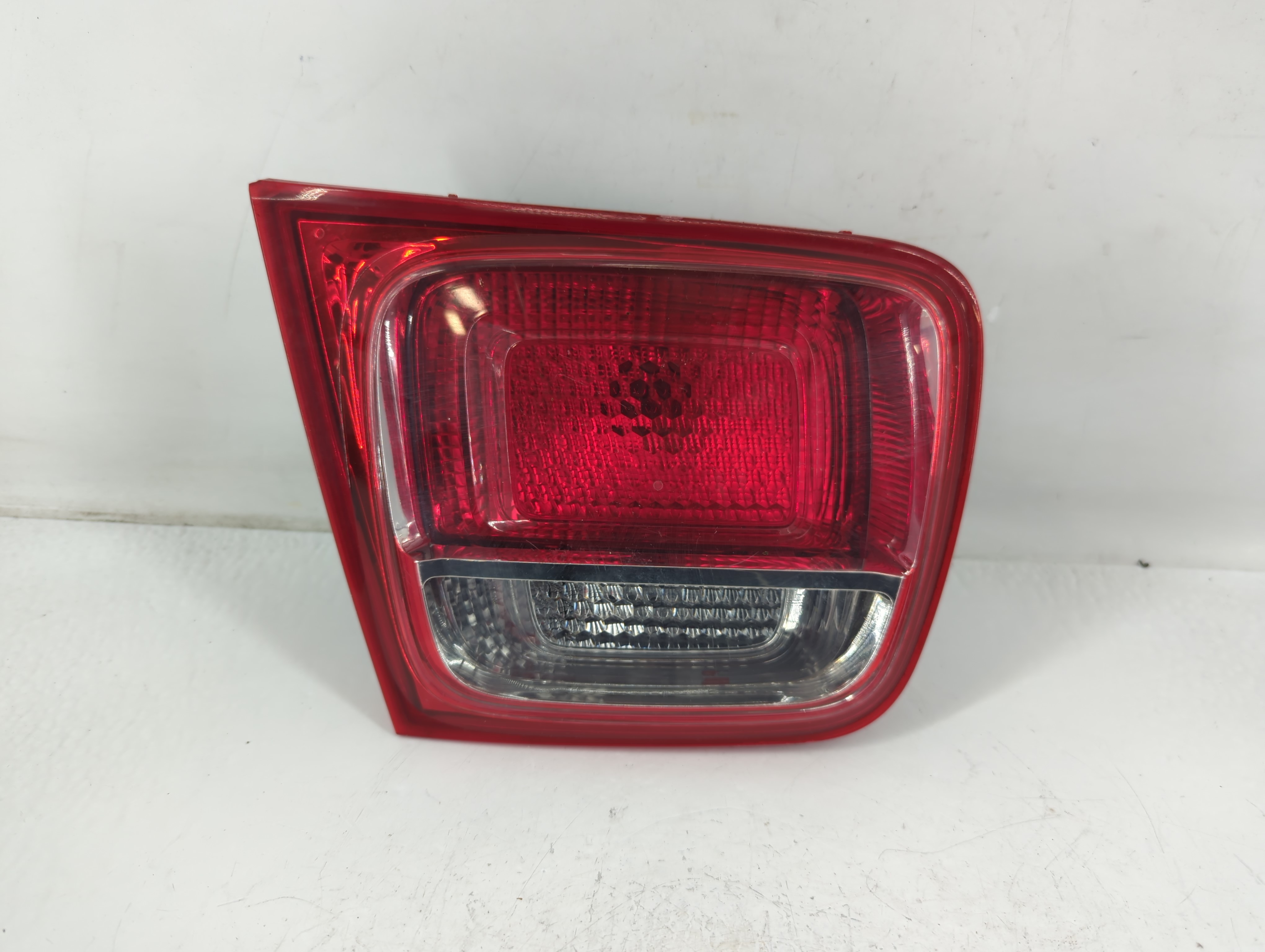 2013-2016 Chevrolet Malibu Passenger Right Side Tail Light Taillight Oem 775688 - Oemusedautoparts1.com