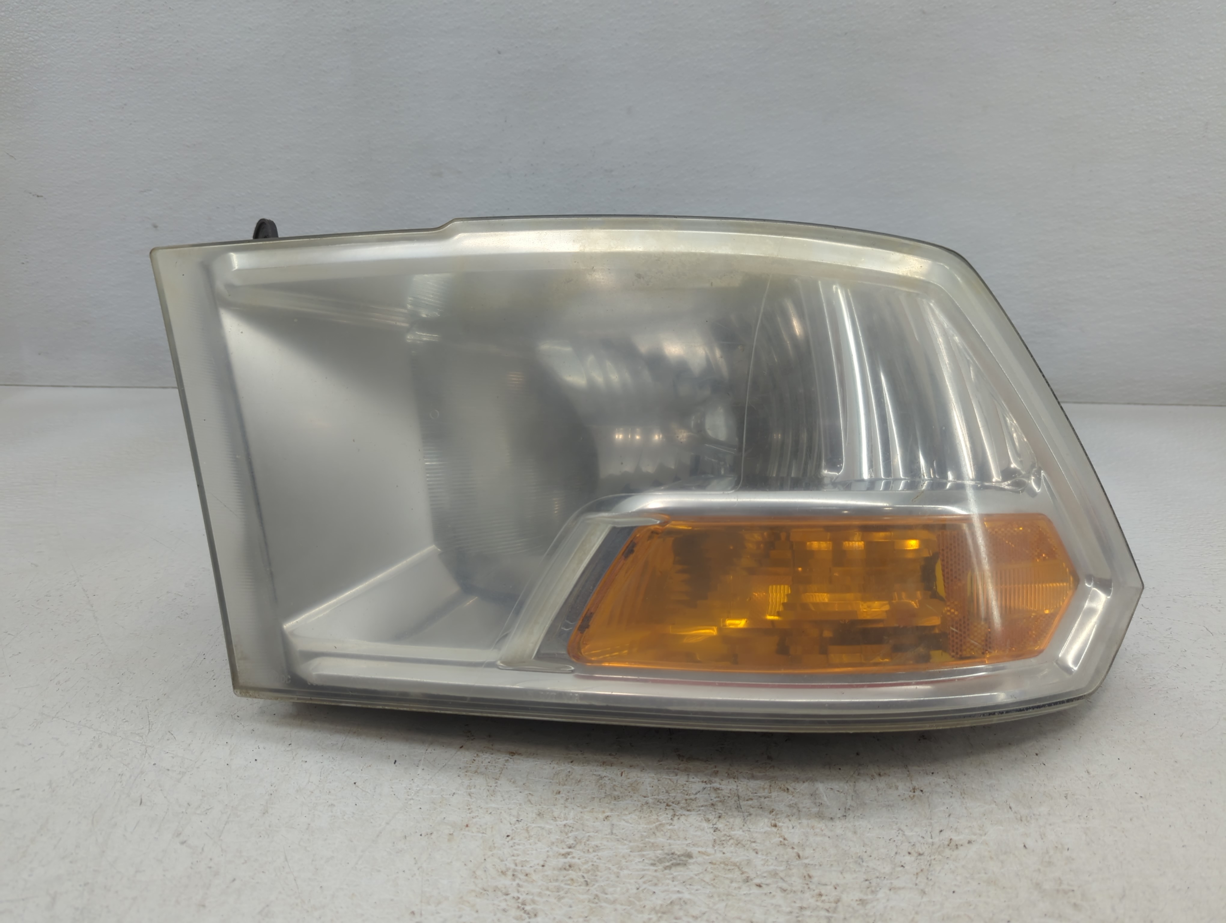 Dodge Ram 1500 Driver Left Oem Head Light Headlight Lamp 775710 - Oemusedautoparts1.com