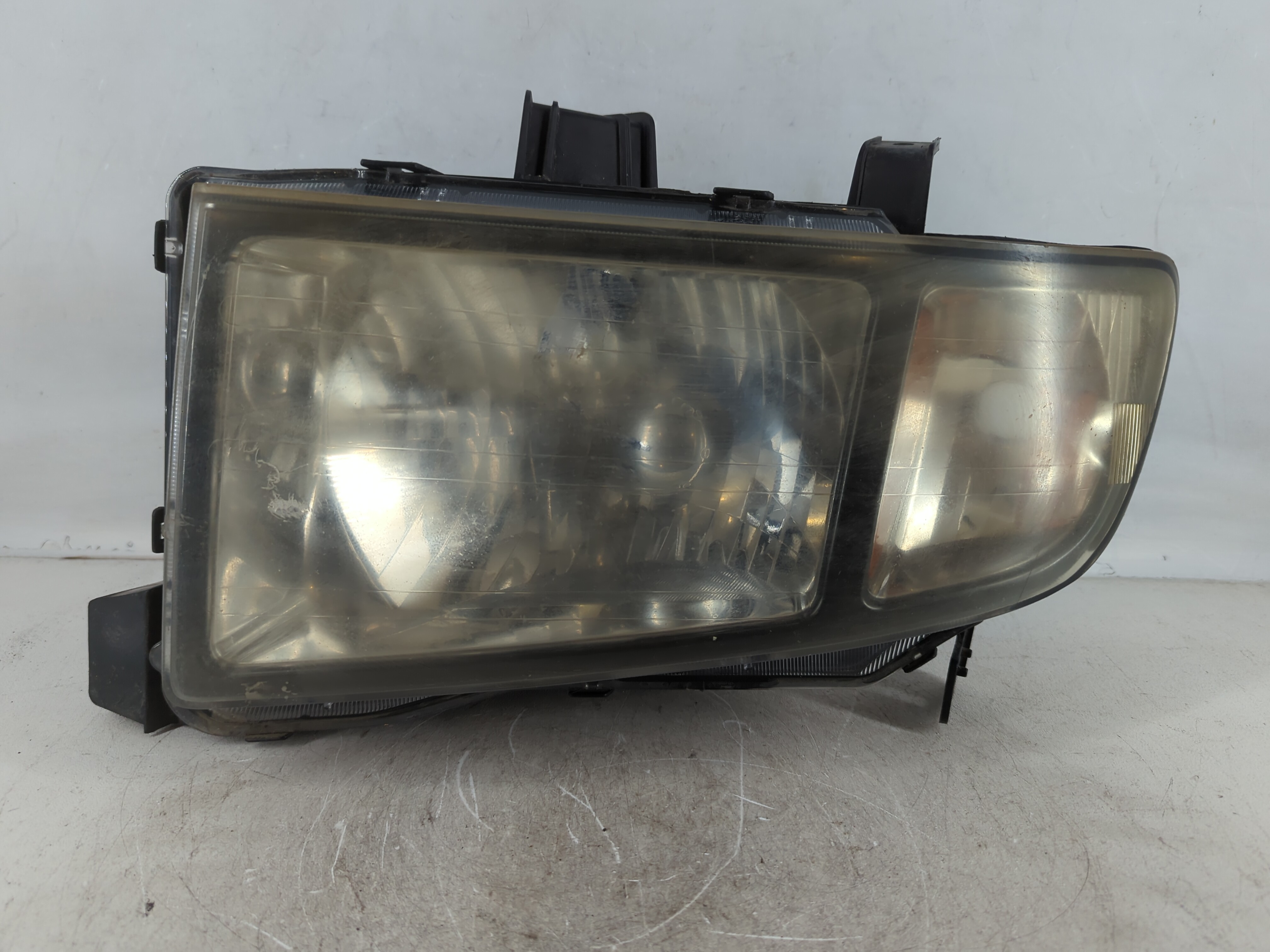 Picture of 2006-2008 Honda Ridgeline Driver Left Oem Head Light Headlight Lamp 775771