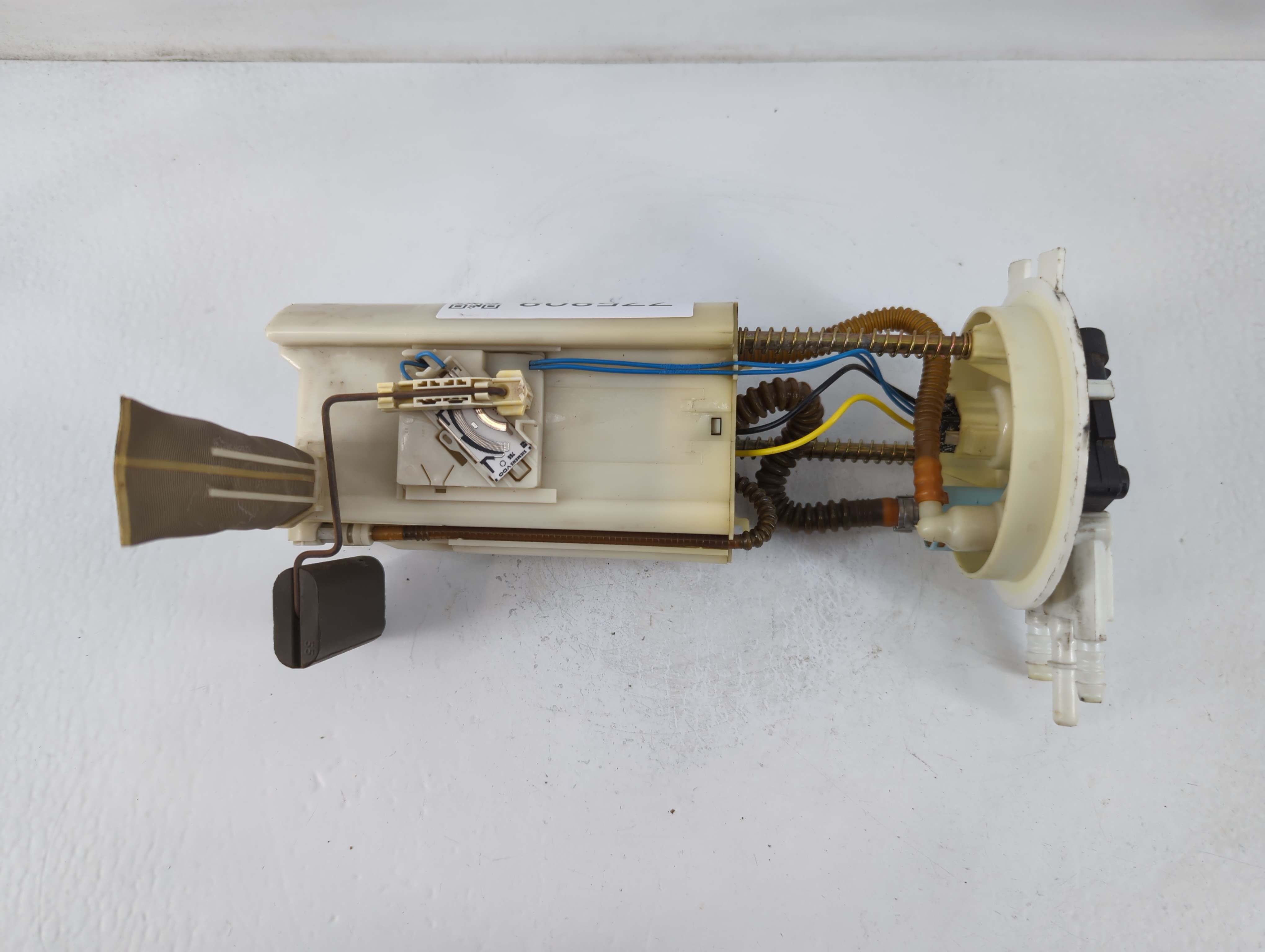 Picture of Saturn Satvue Electrical Gas Fuel Pump Assembly 775808