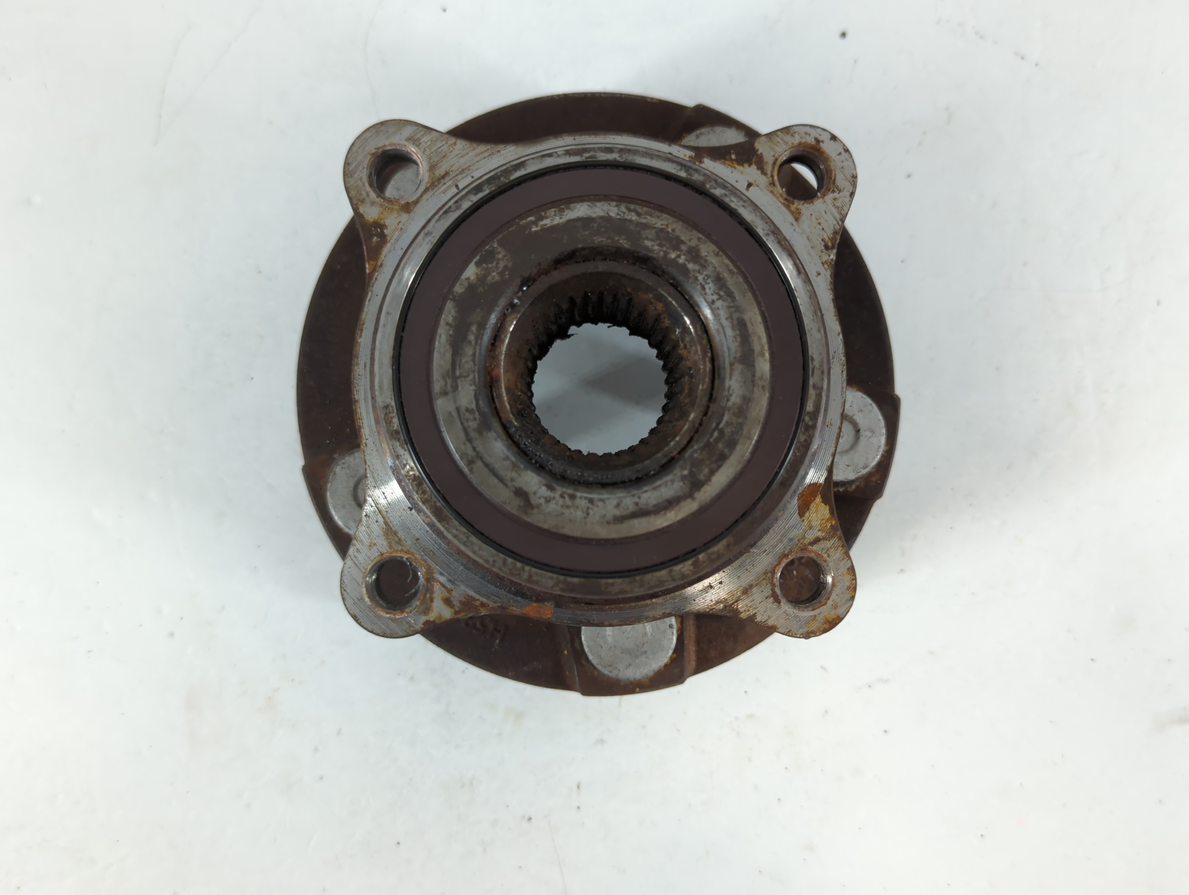 2015-2022 Ford Mustang Driver Front Wheel Hub Oem 775810 - Oemusedautoparts1.com