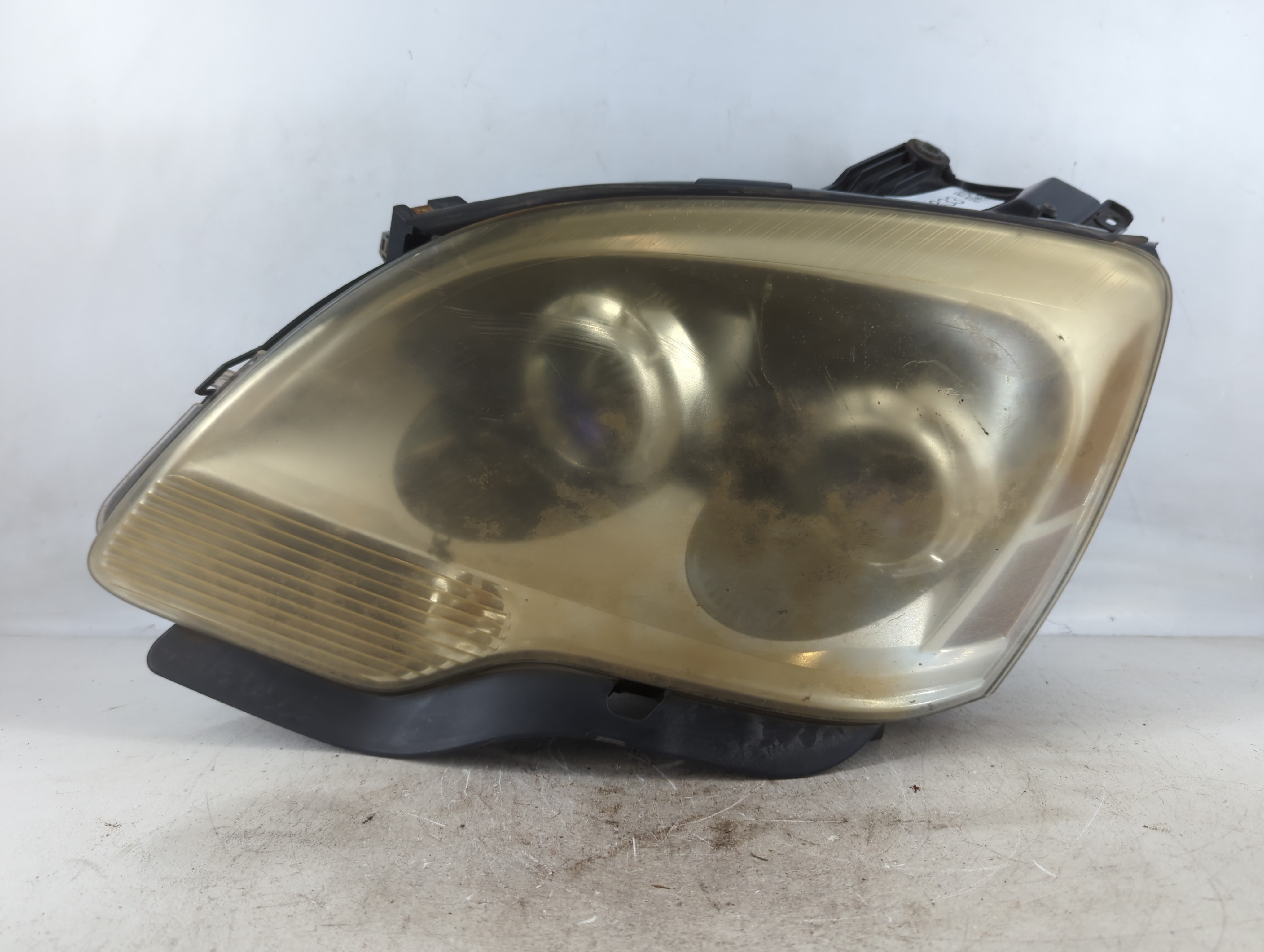 2007-2009 Gmc Acadia Driver Left Oem Head Light Headlight Lamp 775833 - Oemusedautoparts1.com