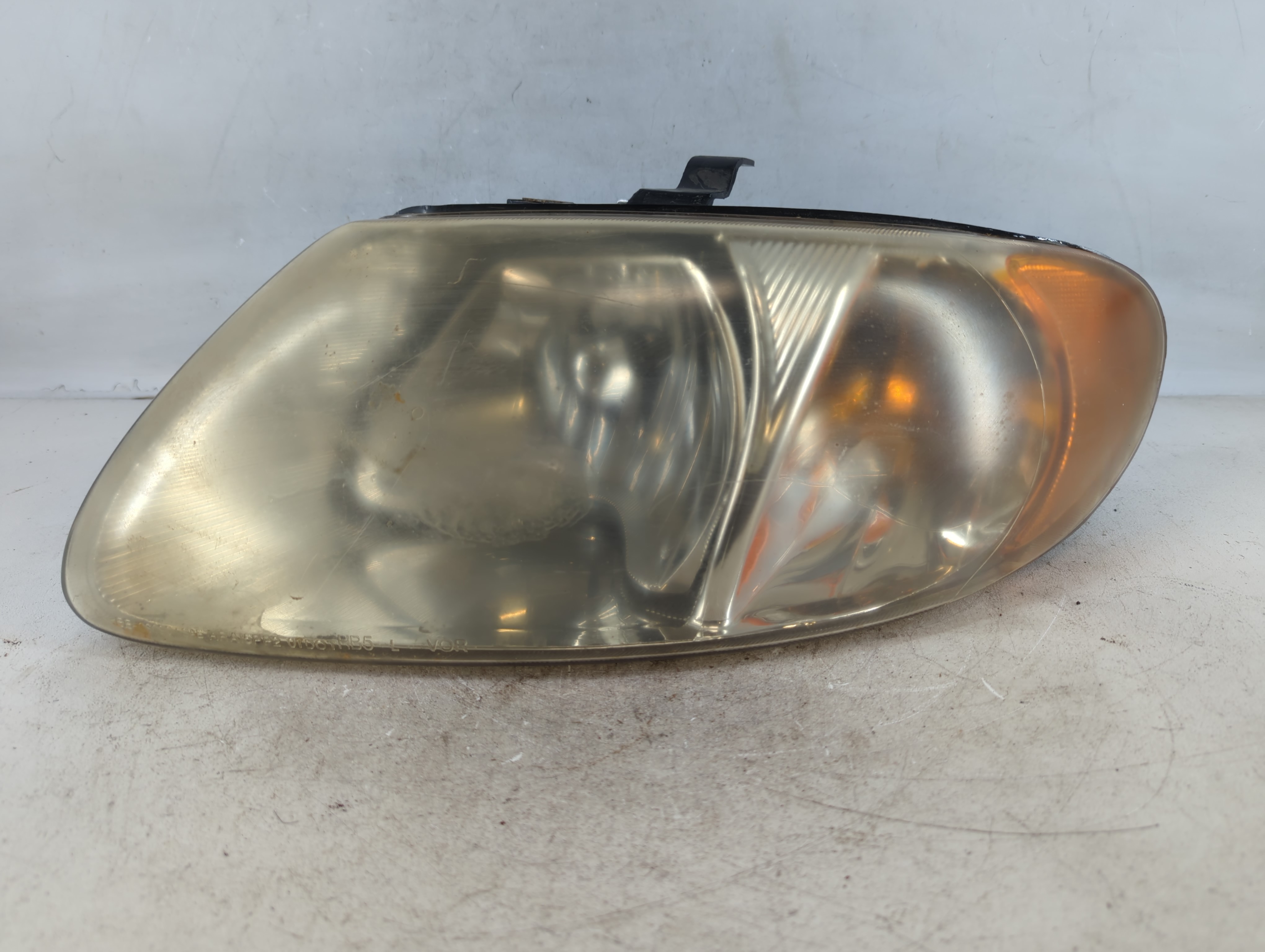 2001-2007 Dodge Caravan Driver Left Oem Head Light Headlight Lamp 775841 - Oemusedautoparts1.com