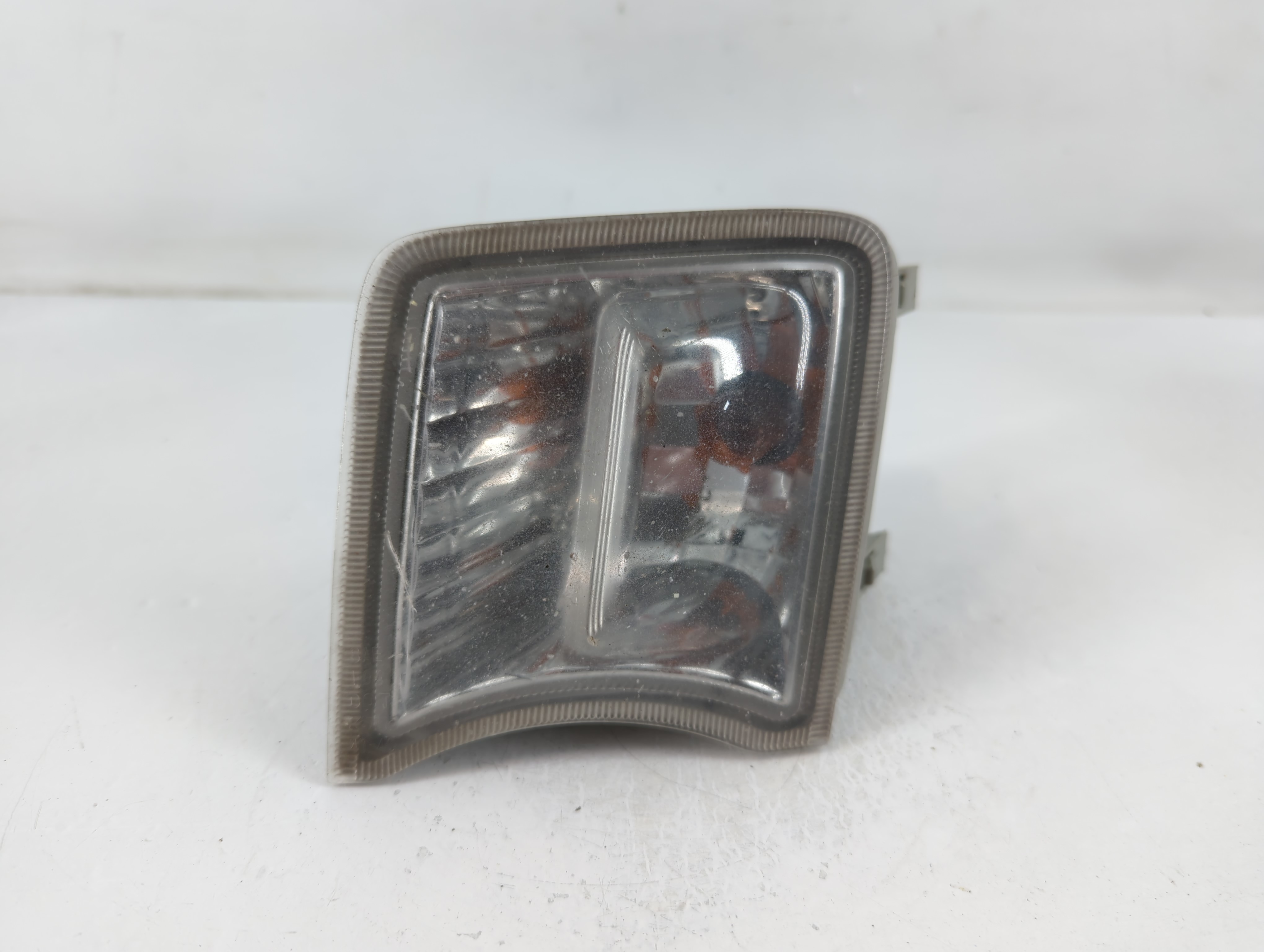 Picture of 2010-2011 Toyota Prius Driver Left Oem Fog Light Lamp 775844