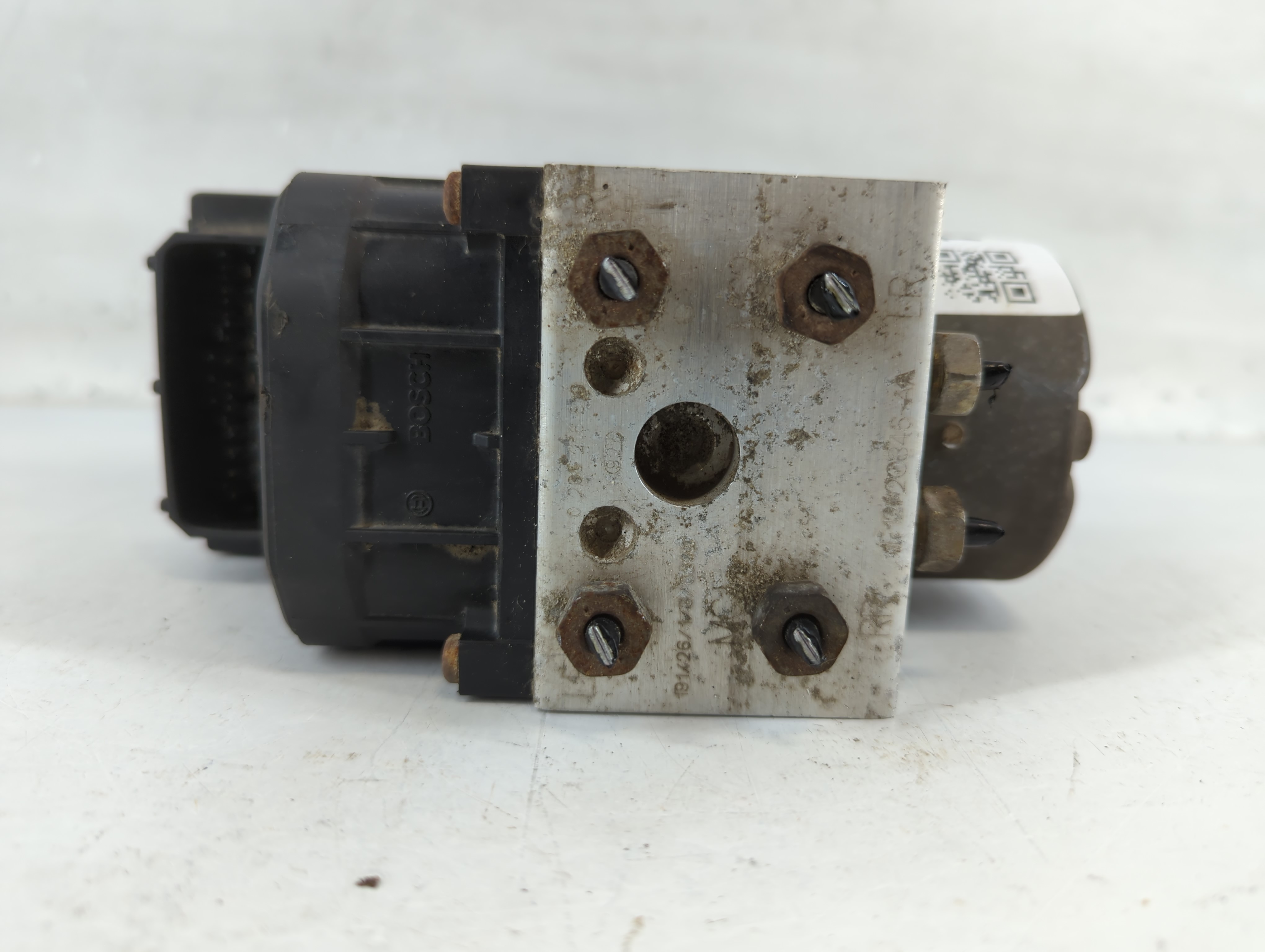 Ford F-350 Abs Pump Control Module 775854 - Oemusedautoparts1.com