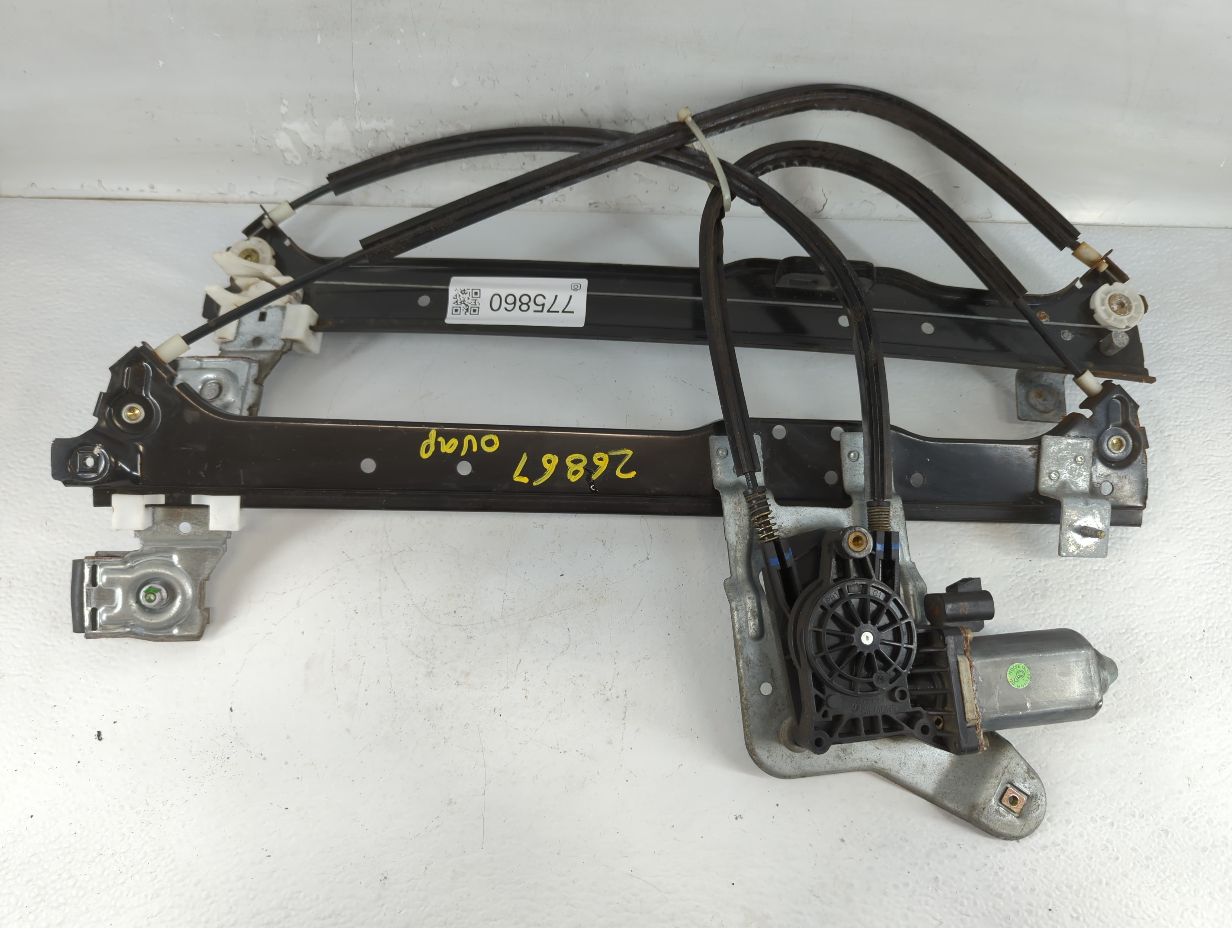 Picture of 2000-2006 Chevrolet Suburban 1500 Driver Left Front Window Regulator 775860