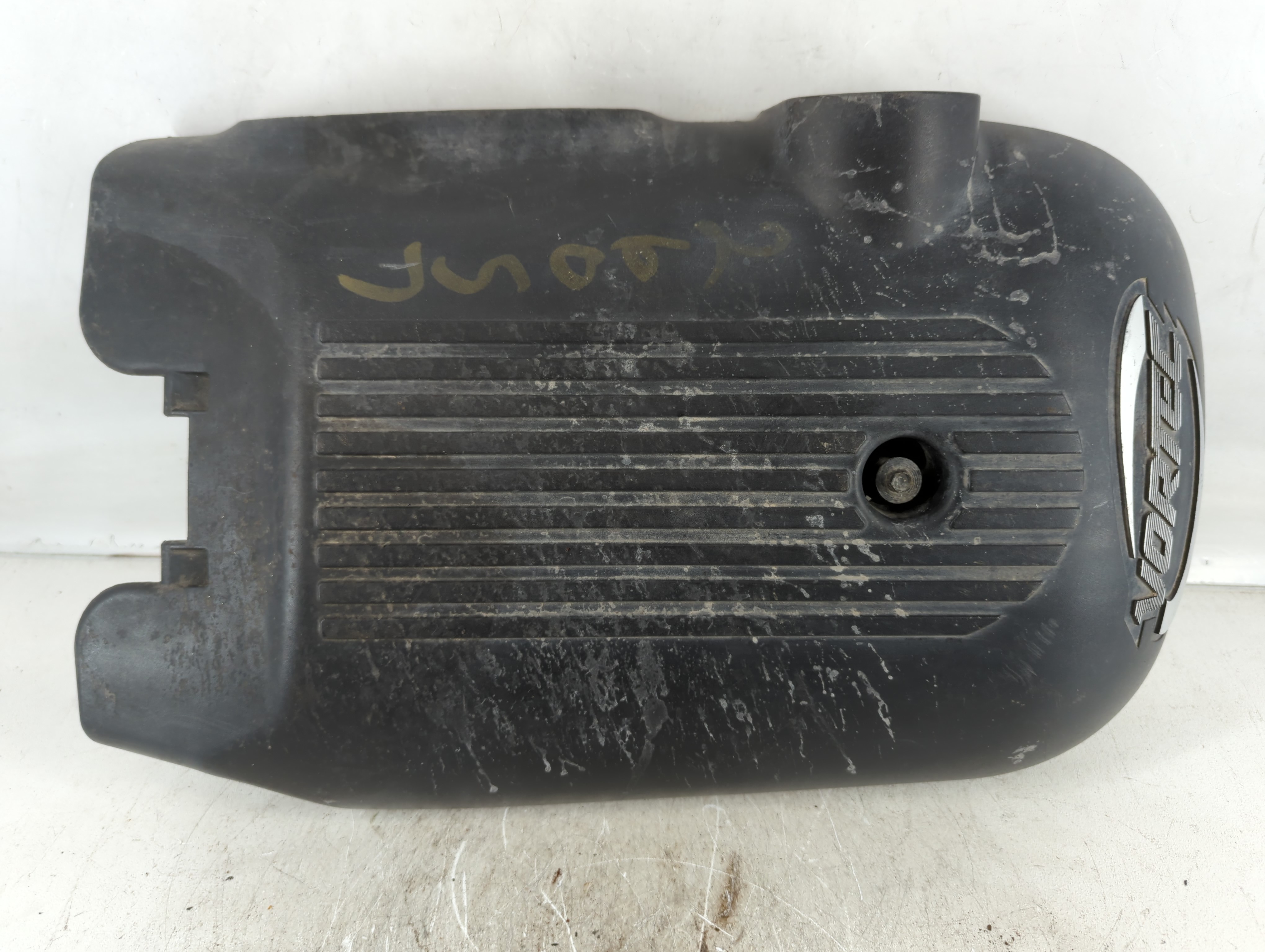 Picture of 2002 Gmc Sierra 2500 Engine Cover 775902