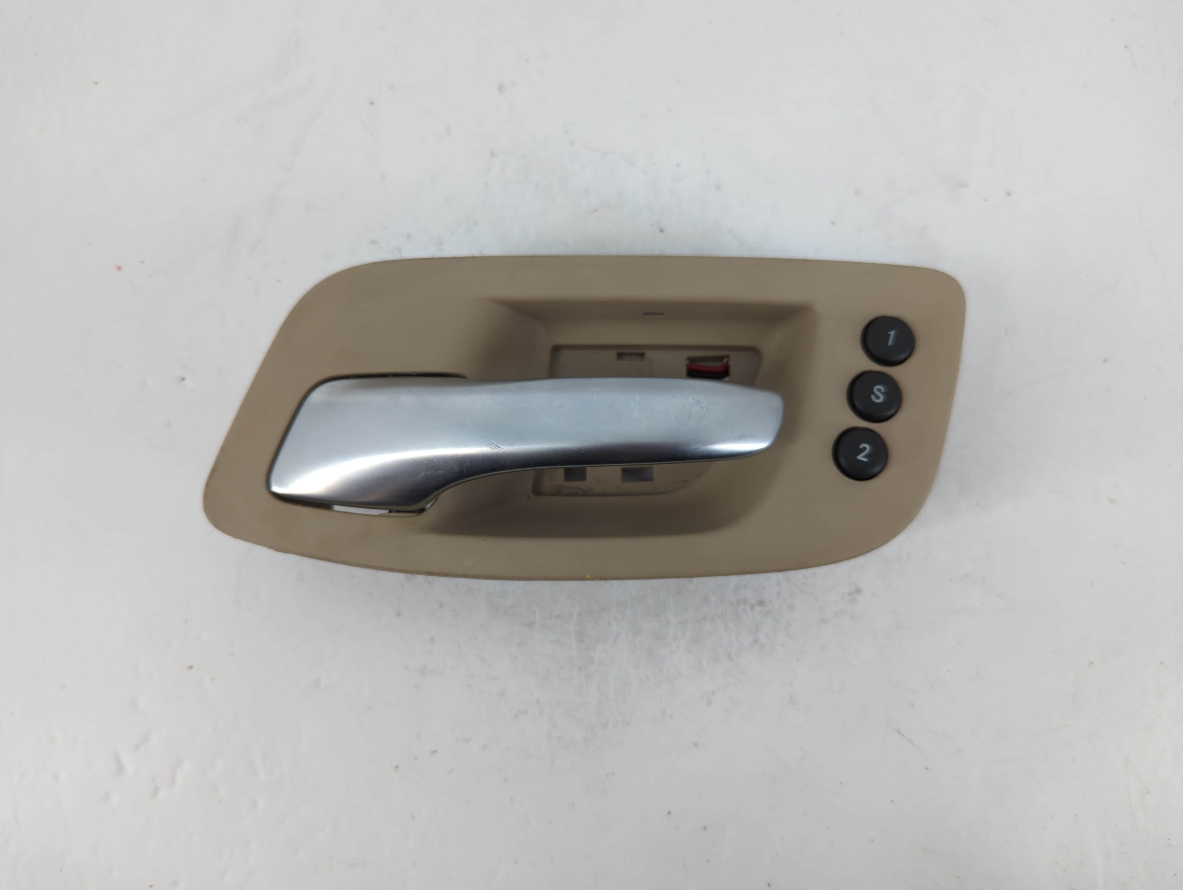 Picture of 2011 Chrysler Chr300 Drivers Side Inside Front Door Handle Oem 775917