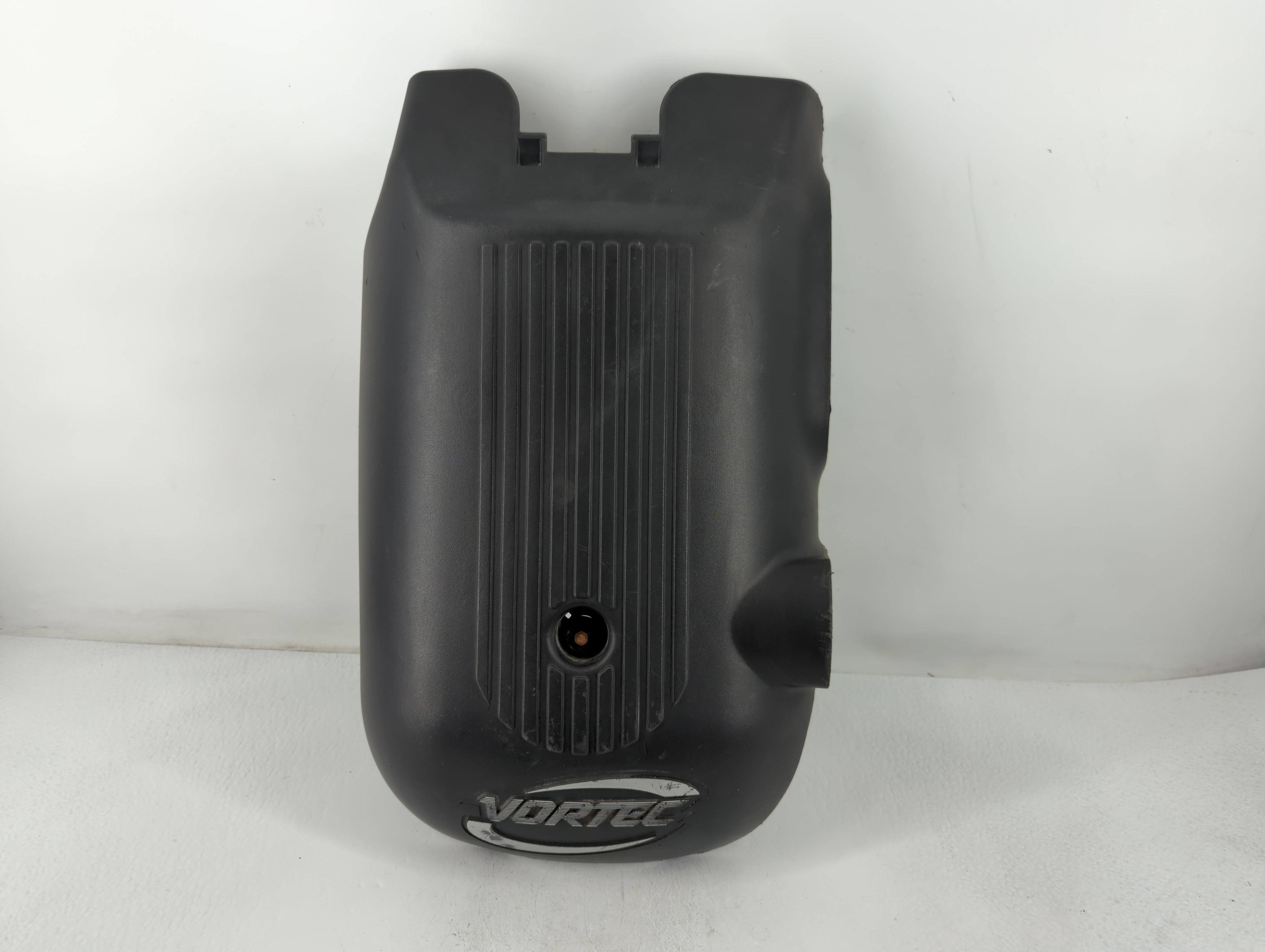 2002 Chevrolet Silverado 1500 Engine Cover 775940 - Oemusedautoparts1.com