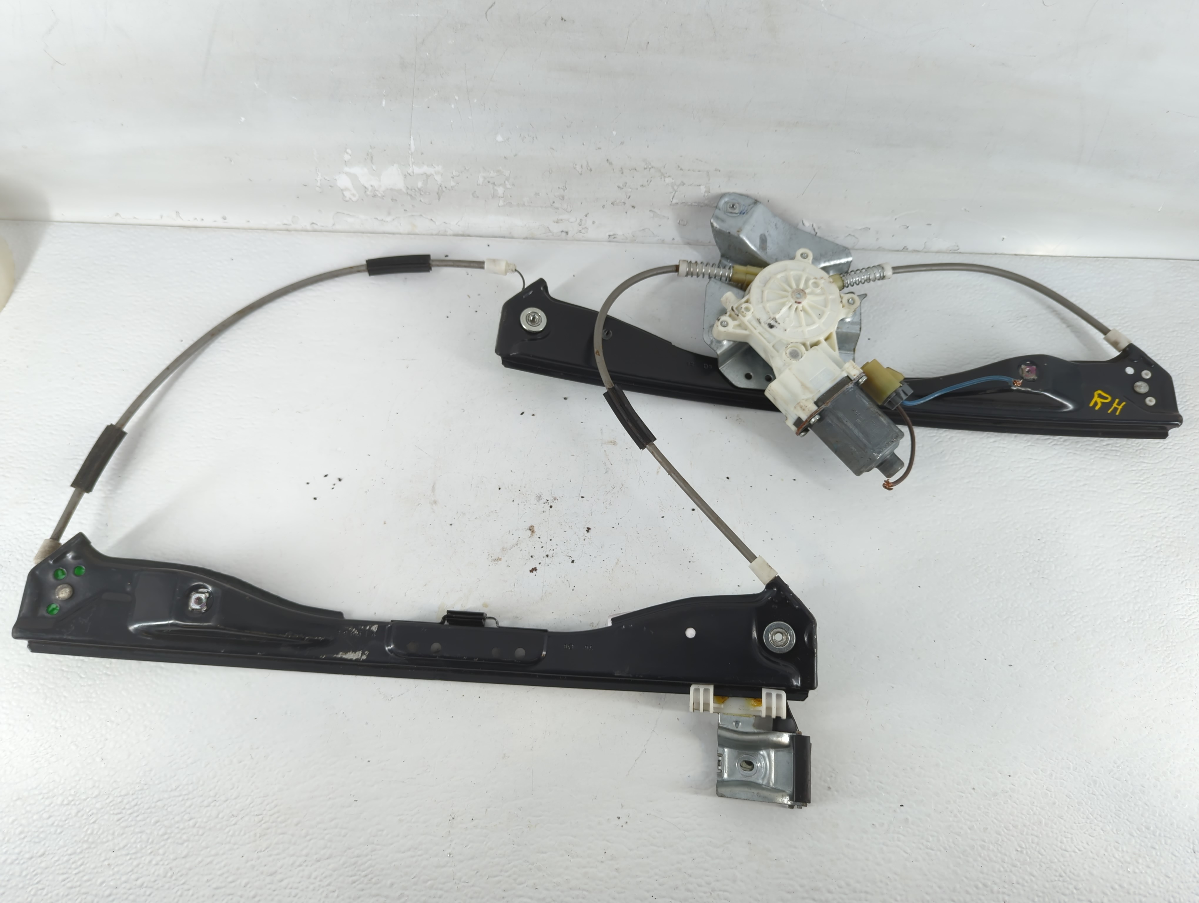 2009 Pontiac G6 Window Regulator Passenger Front 775945 - Oemusedautoparts1.com