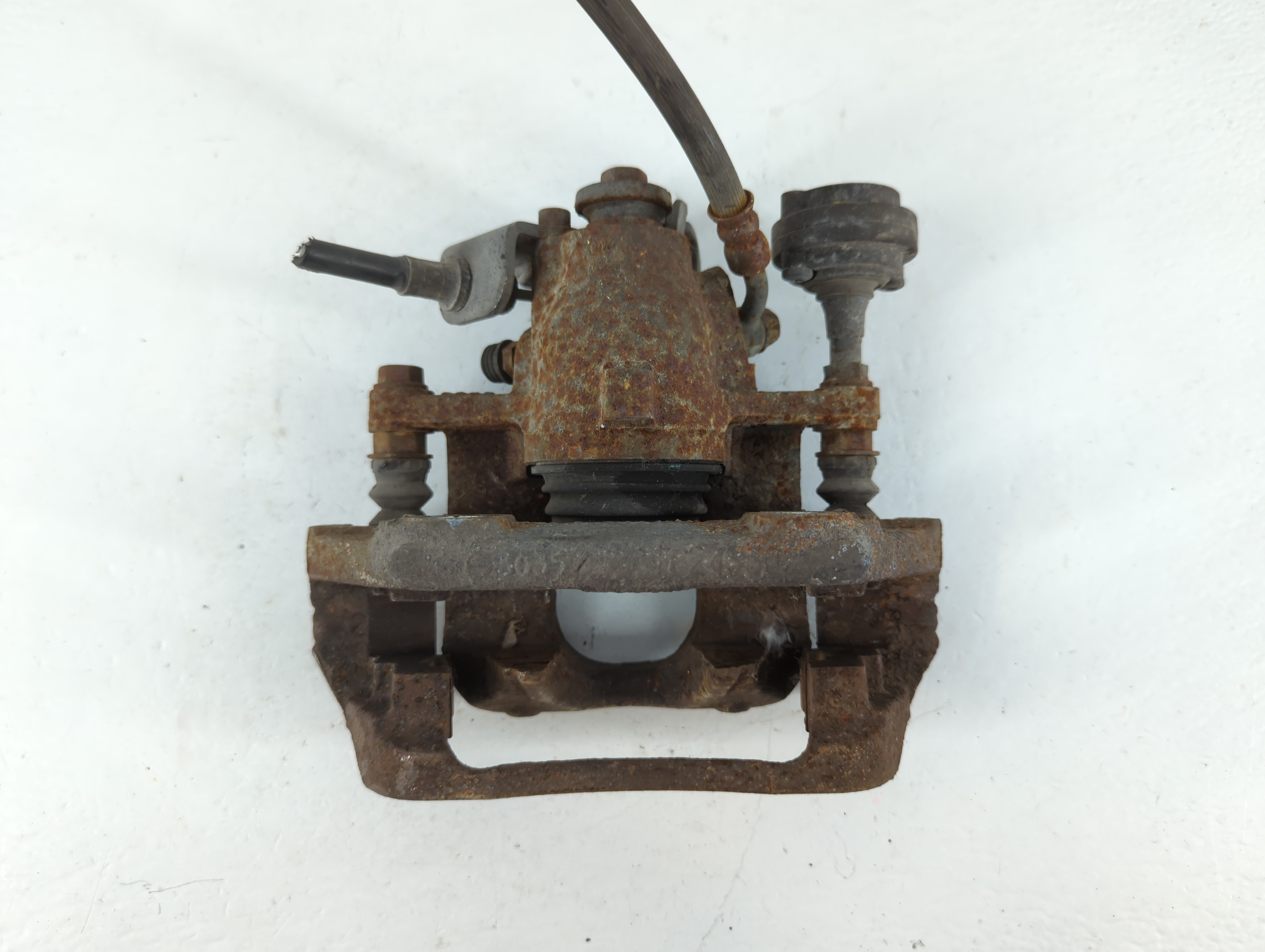 2011-2014 Ford Edge Rear Passenger Right Brake Caliper 775981 - Oemusedautoparts1.com