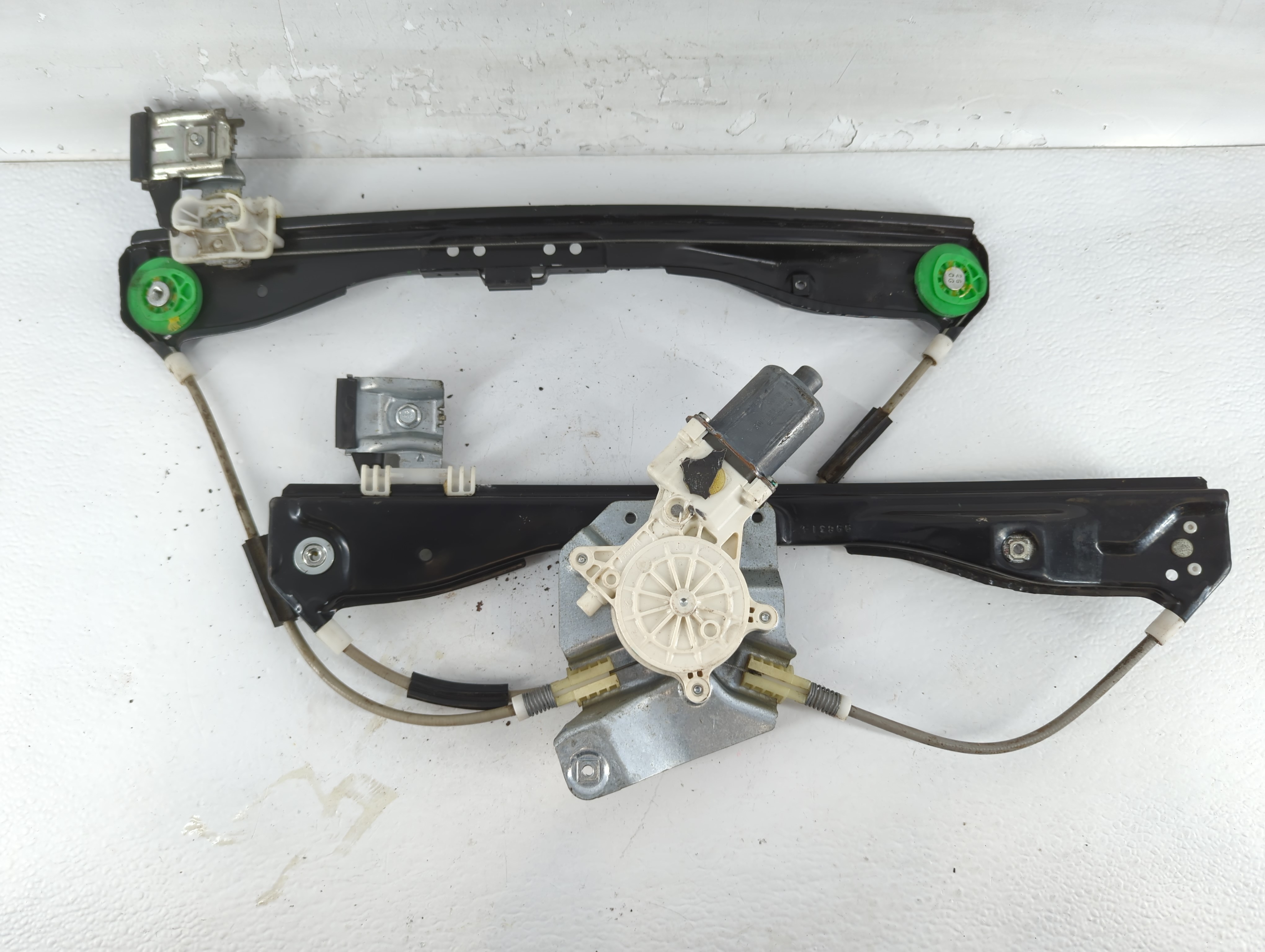 2010-2012 Chevrolet Malibu Driver Front Left Power Window Motor 775992 - Oemusedautoparts1.com