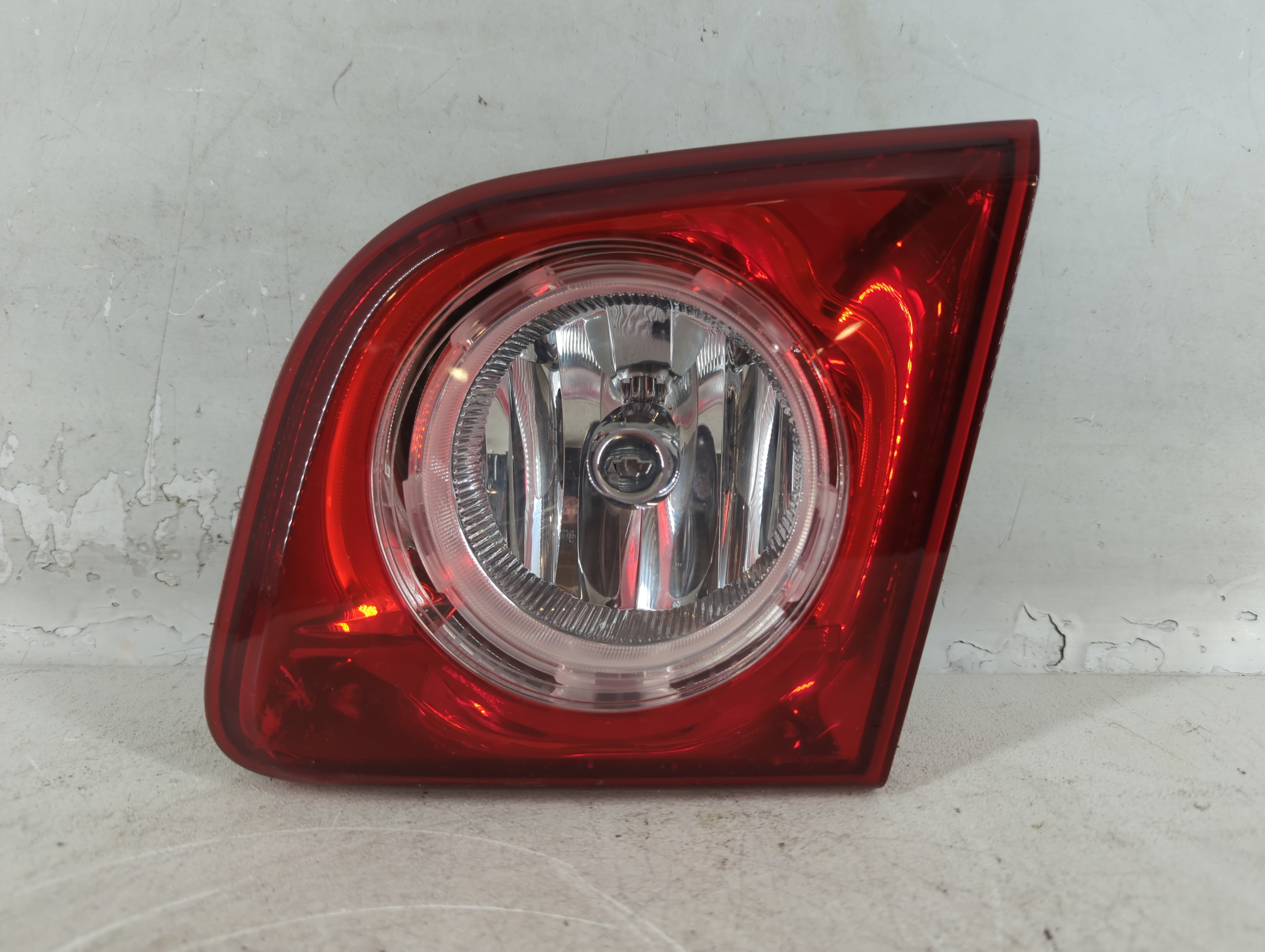 2008-2012 Chevrolet Malibu Rear Center Lid Brake Light Tail Light 776084 - Oemusedautoparts1.com