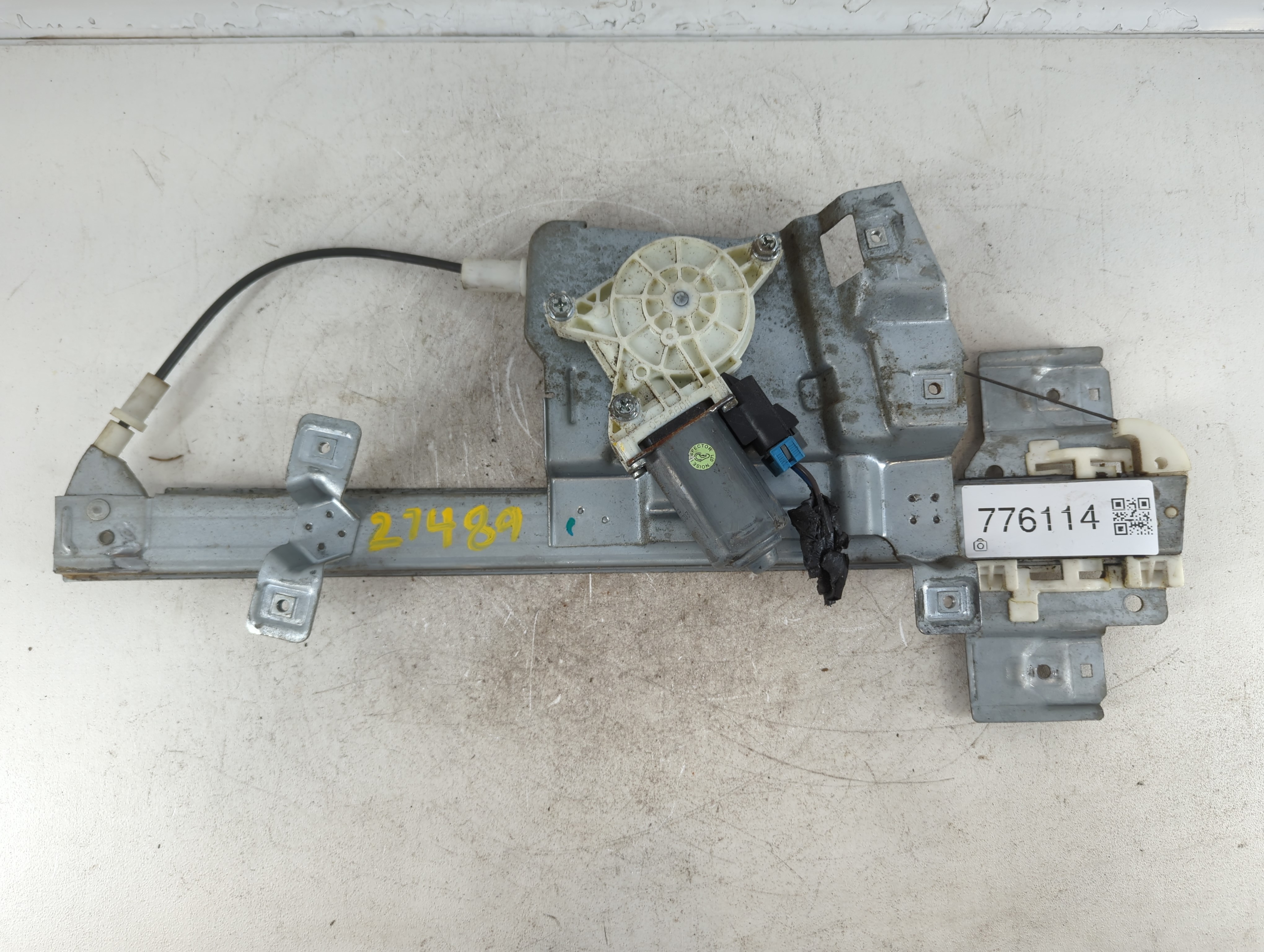 2006-2011 Buick Lucerne Driver Left Front Window Regulator 776114 - Oemusedautoparts1.com
