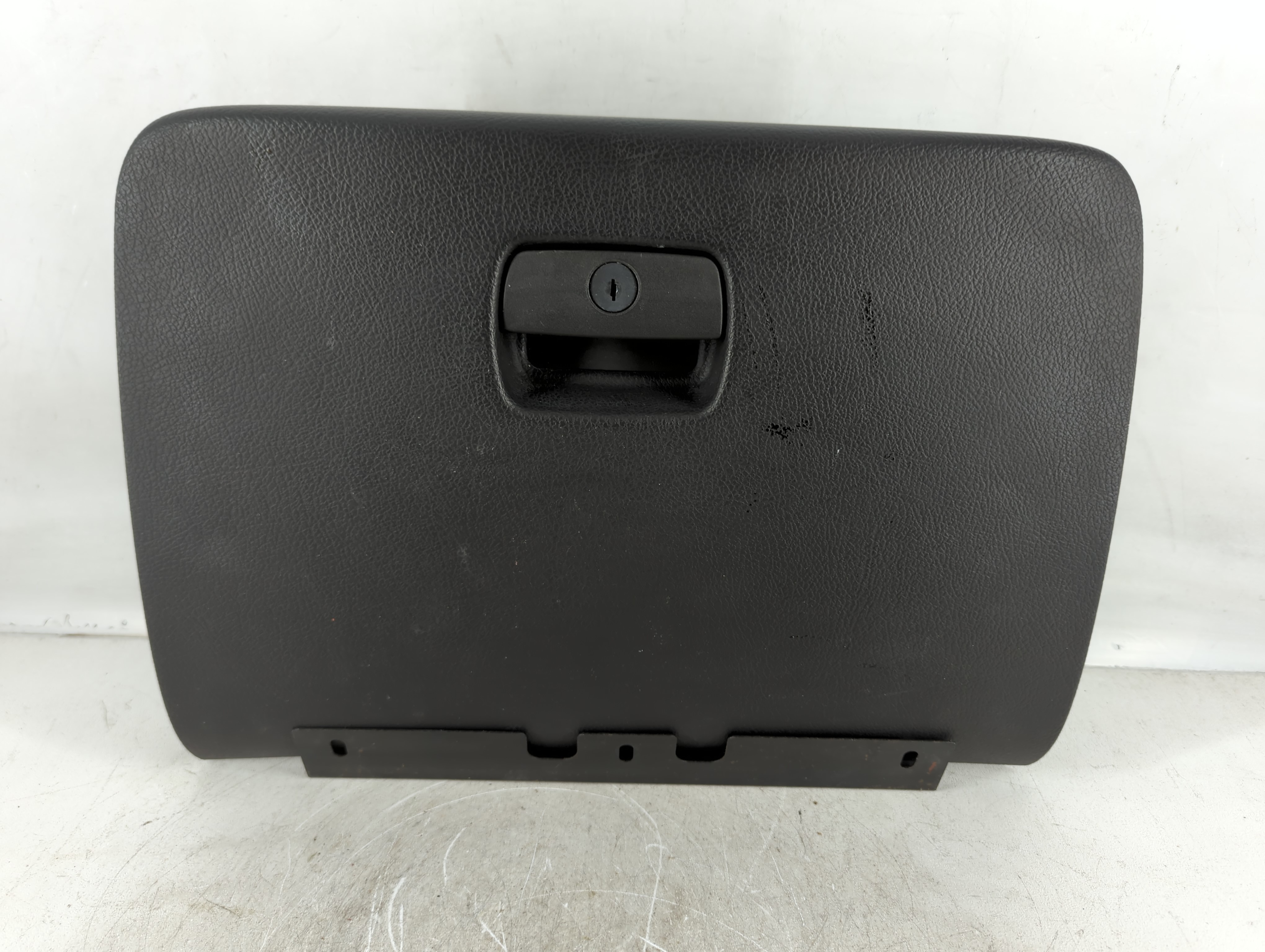 2009 Chevrolet Trailblazer Passenger Glove Box Door Storage Compartment 776126 - Oemusedautoparts1.com