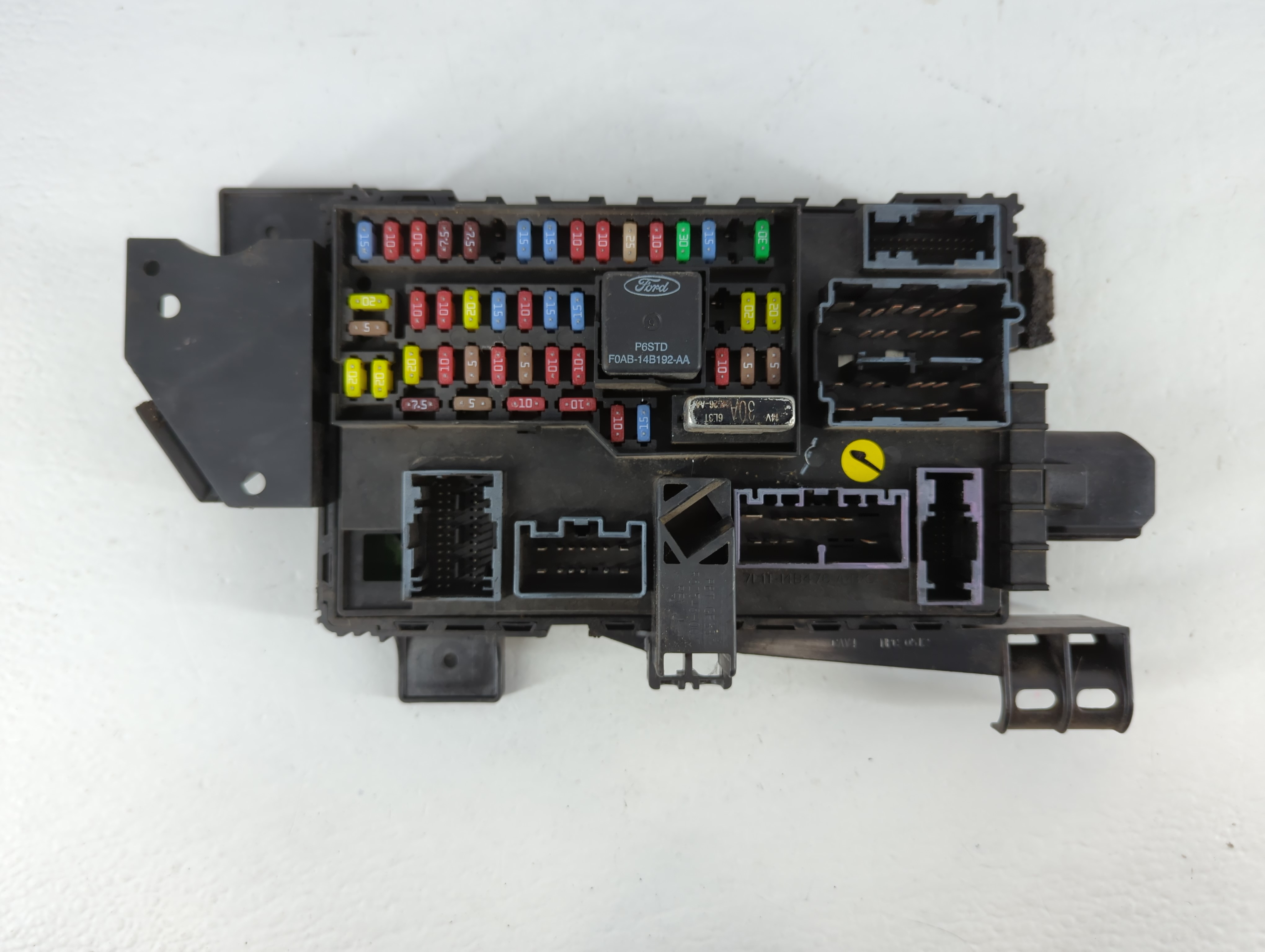 Picture of Ford F-350 Super Duty Chassis Control Module Ccm Bcm Body Control 776175