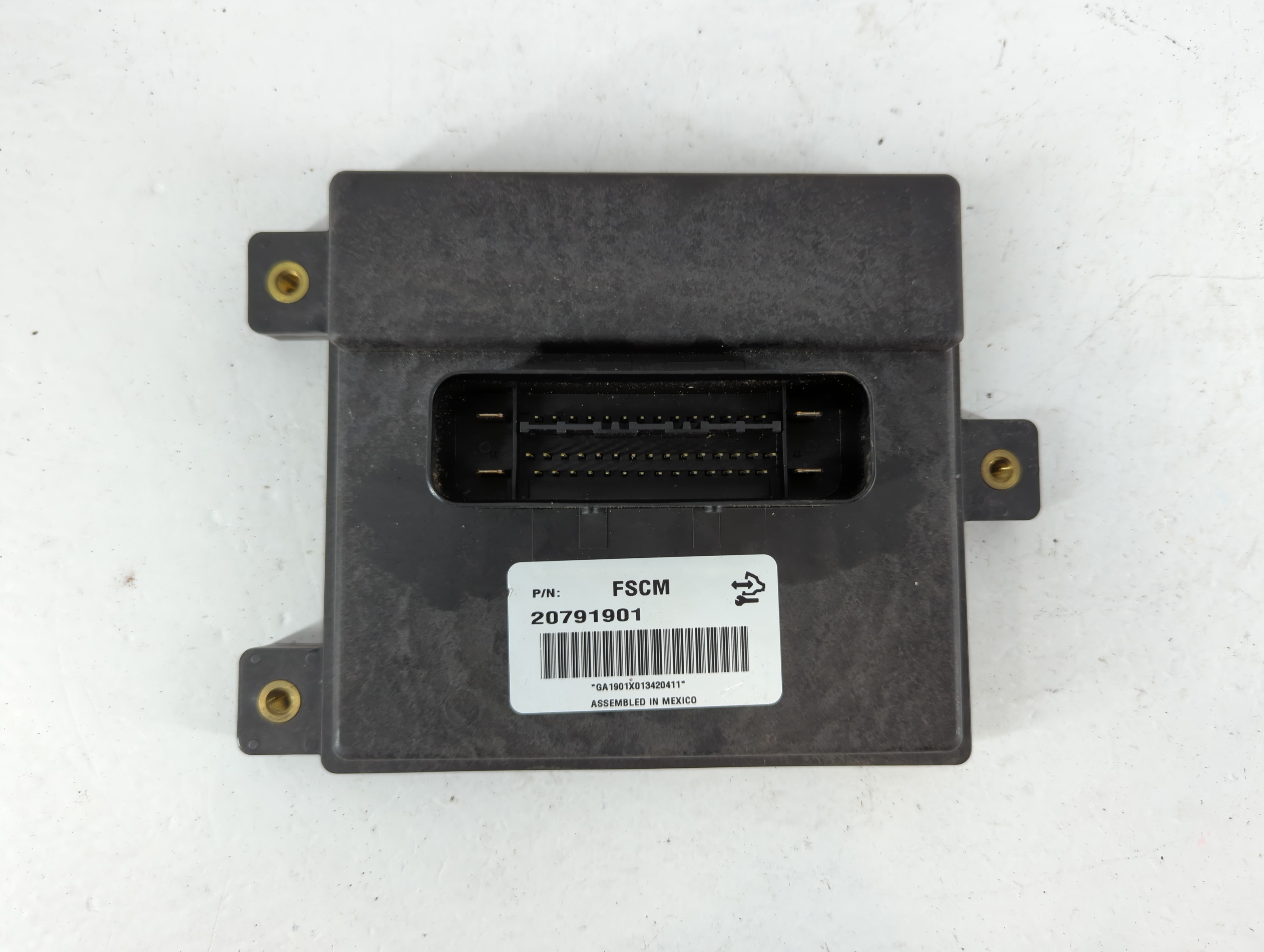 Cadillac Cadcts Left Radiator Fan Motor Assembly 776200 - Oemusedautoparts1.com