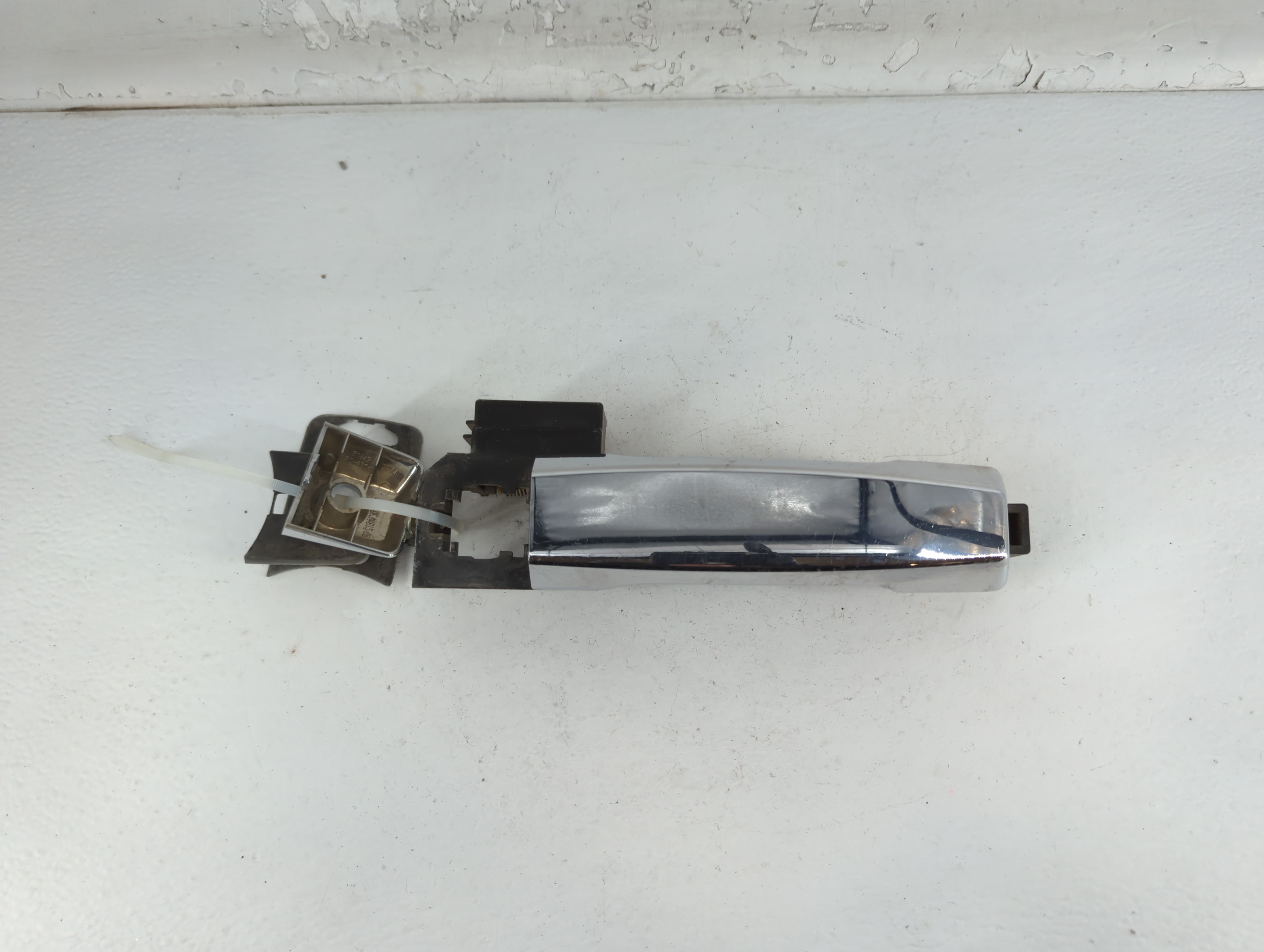 2004-2007 Infiniti Qx56 Driver Rear Left Door Handle Exterior Assembly 776208 - Oemusedautoparts1.com