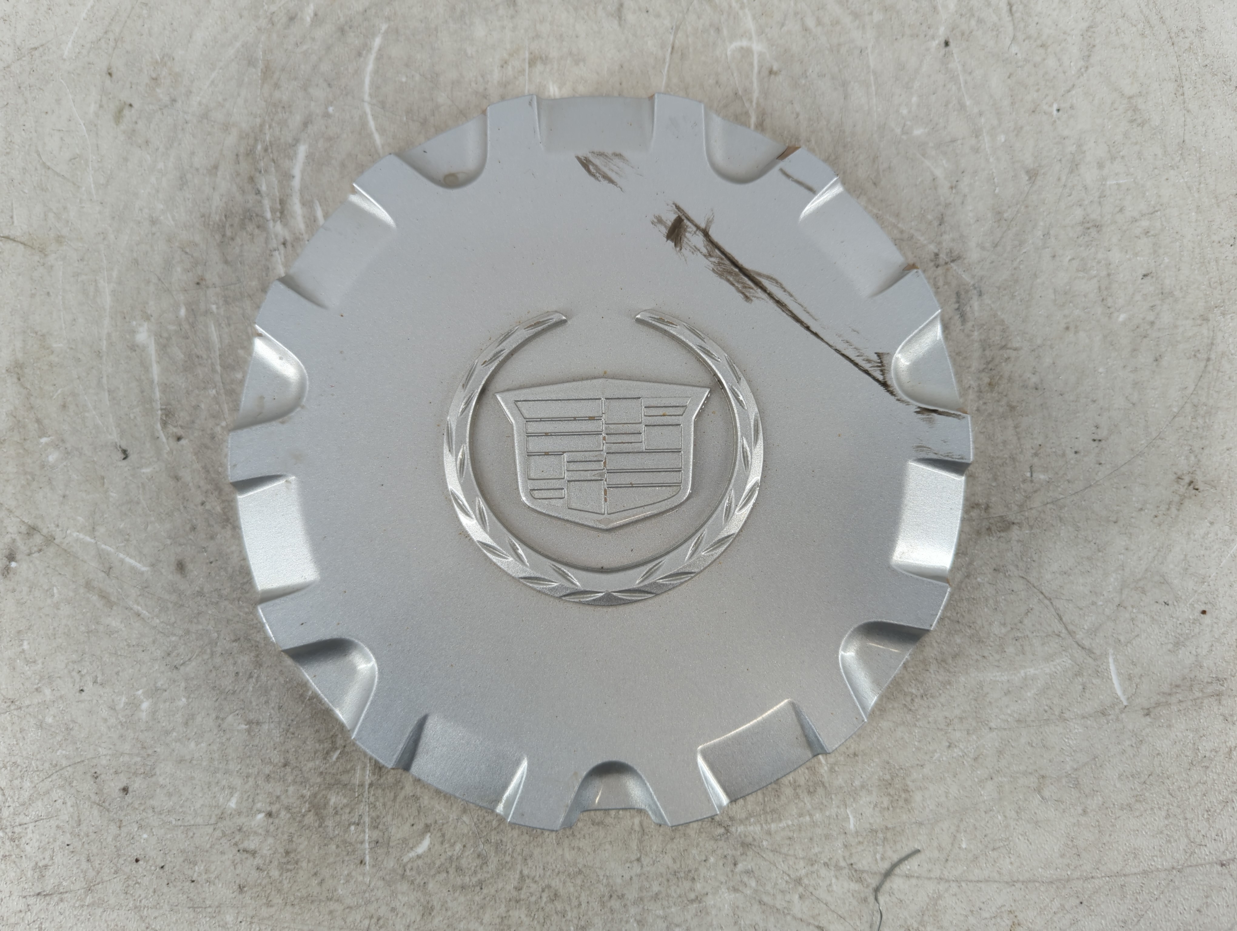 2004 Cadillac Srx Rim Wheel Center Cap 776242 - Oemusedautoparts1.com