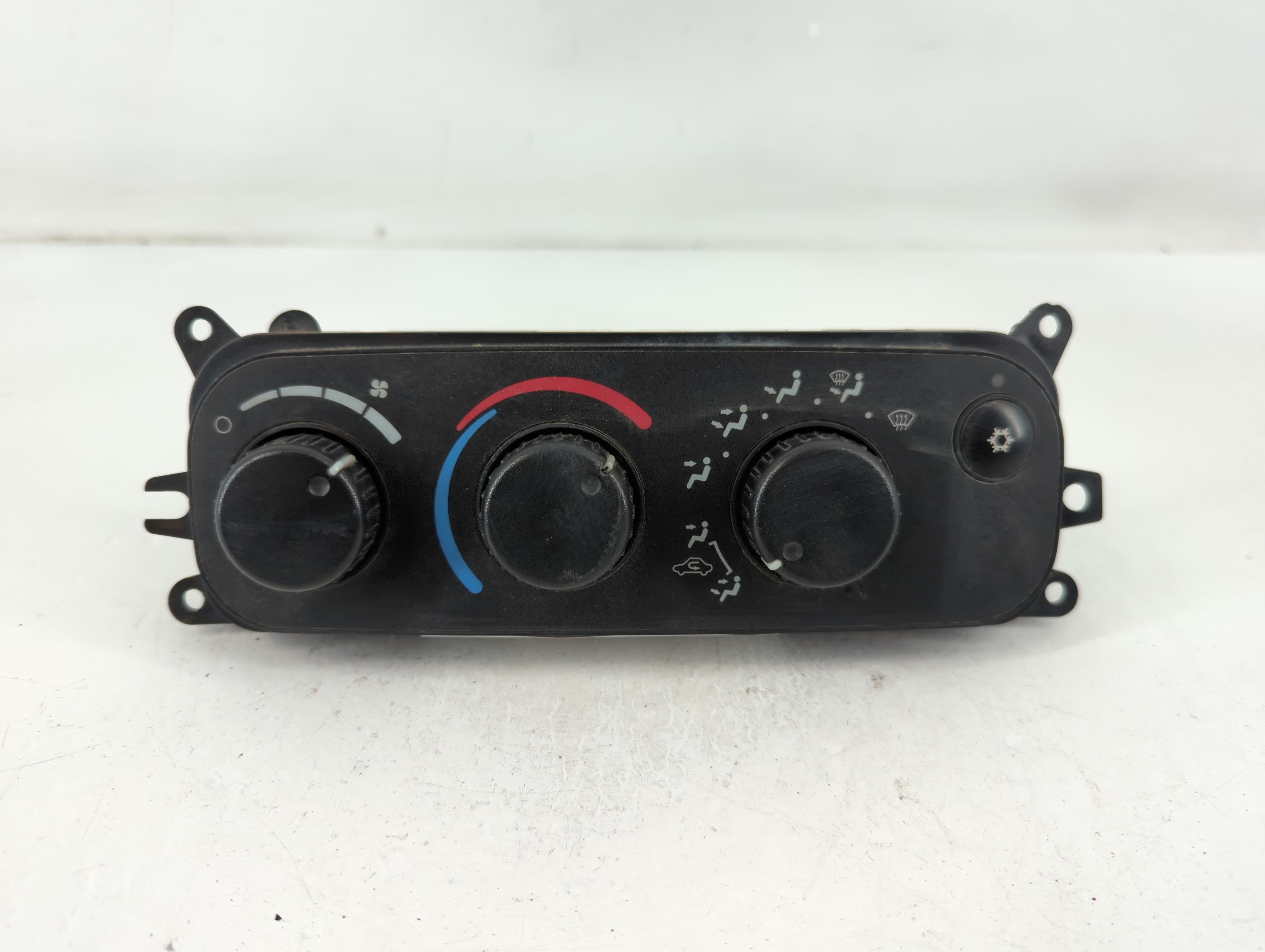 Picture of 2006-2006 Dodge Ram 1500 Ac Heater Climate Control P55056322ad 776390