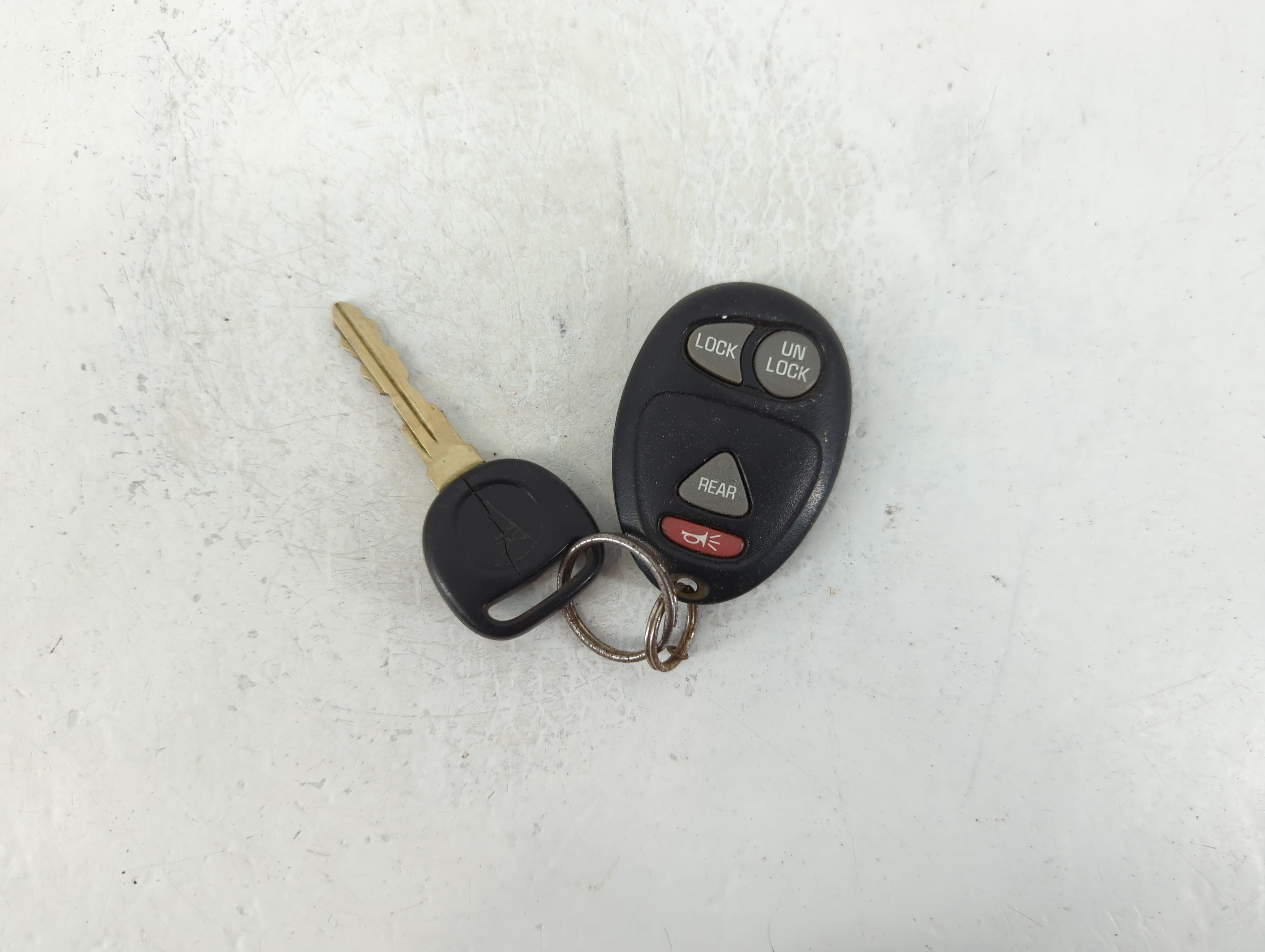 2002-2005 Pontiac Aztek Keyless Entry Remote Fob 776410 - Oemusedautoparts1.com