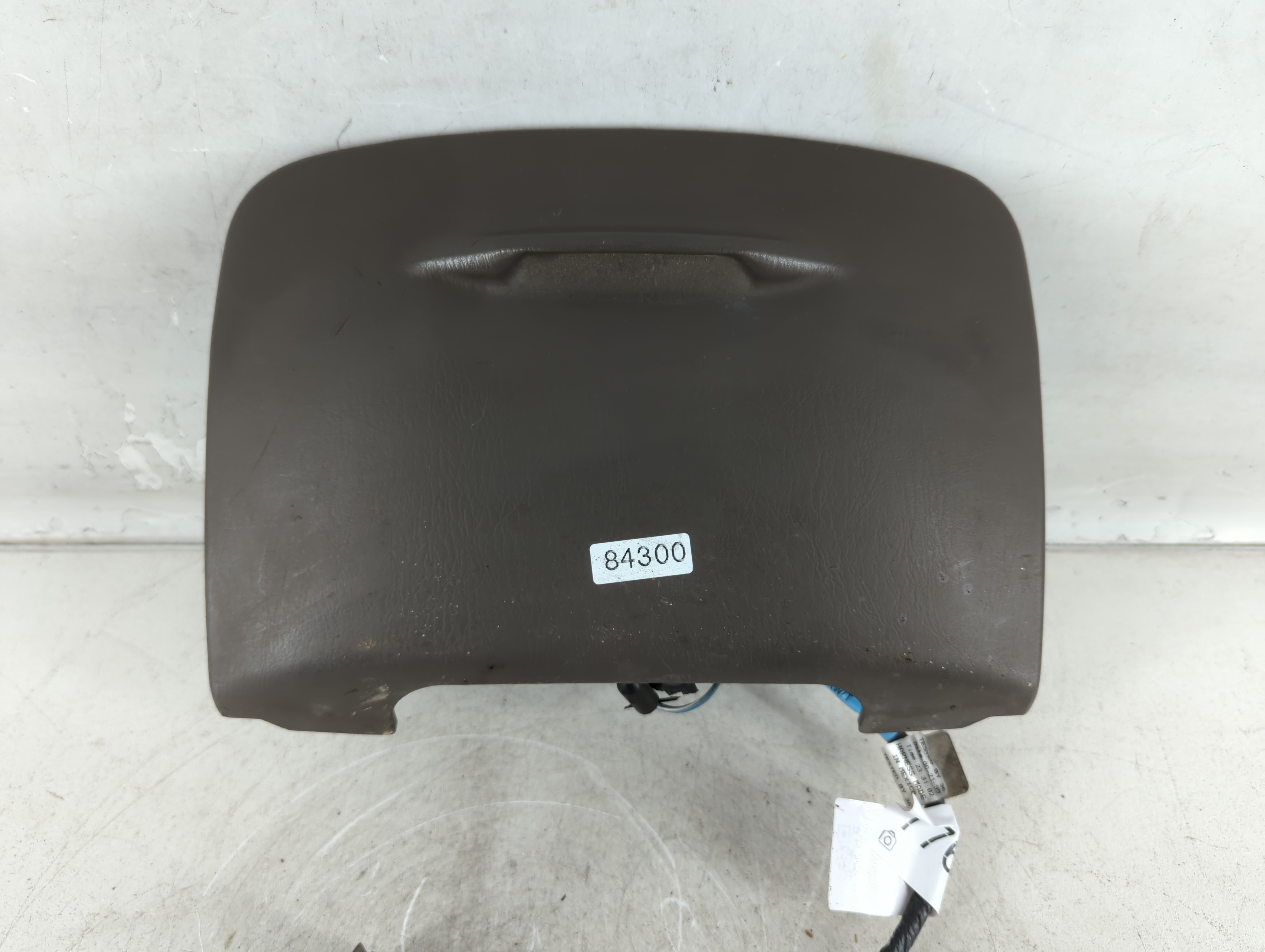 1997 Ford Victoria Cup holder and Coin tray 776439 - Oemusedautoparts1.com