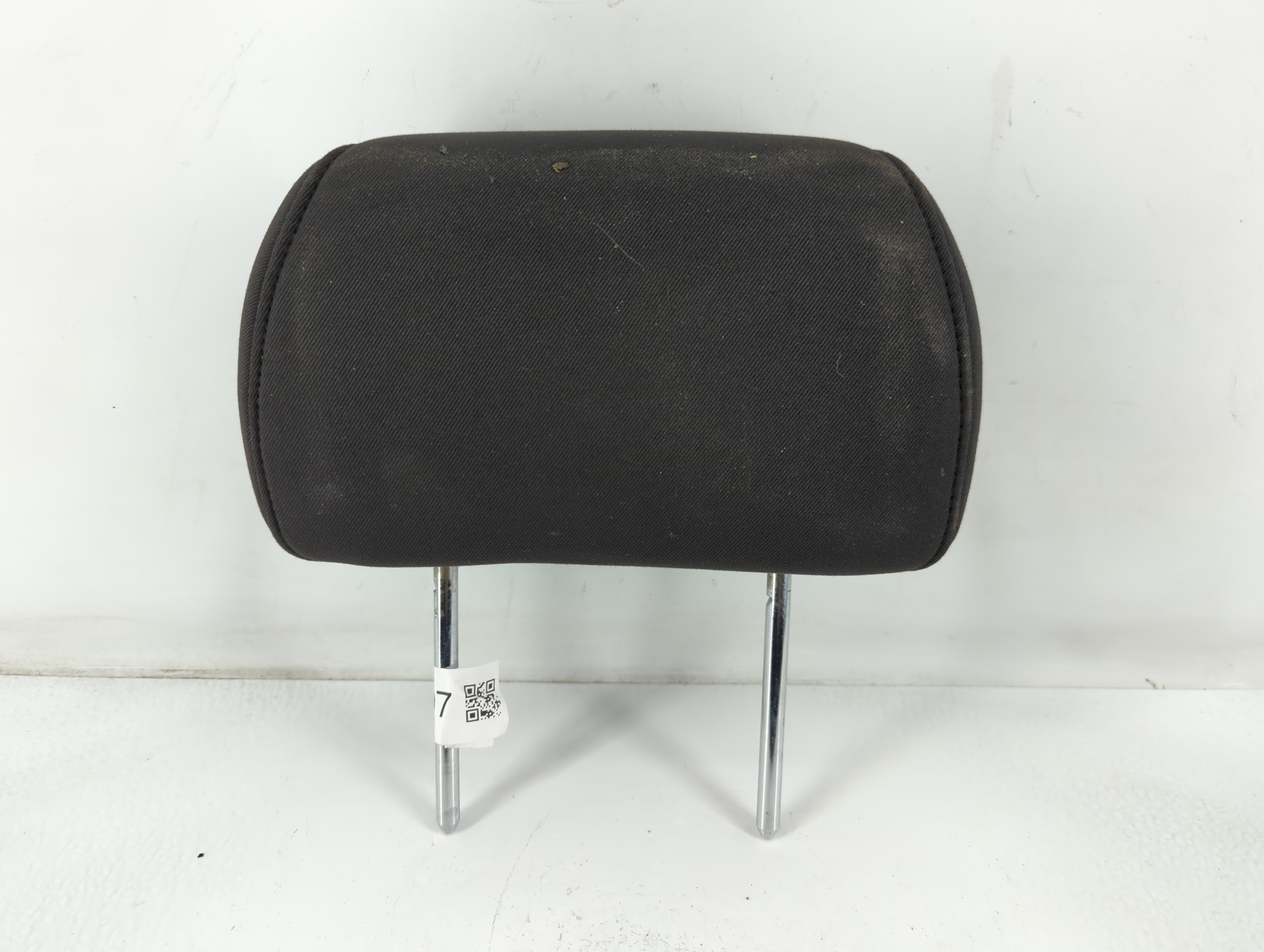 Picture of 2002-2007 Saturn Vue Headrest Head Rest Rear Seat Black 776497