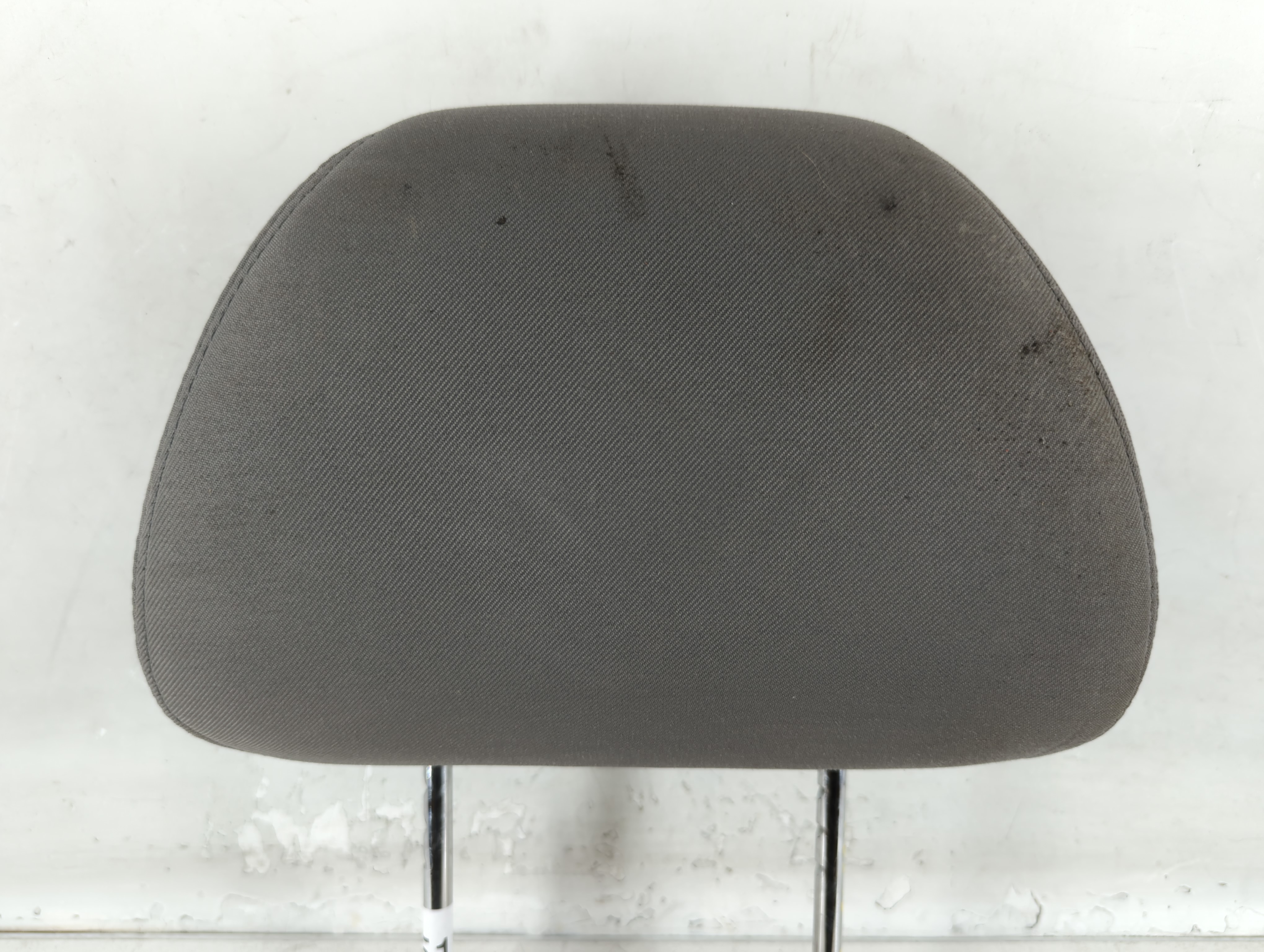2010-2010 Chevrolet Malibu Headrest Head Rest Rear Seat Dark Grey 776513 - Oemusedautoparts1.com