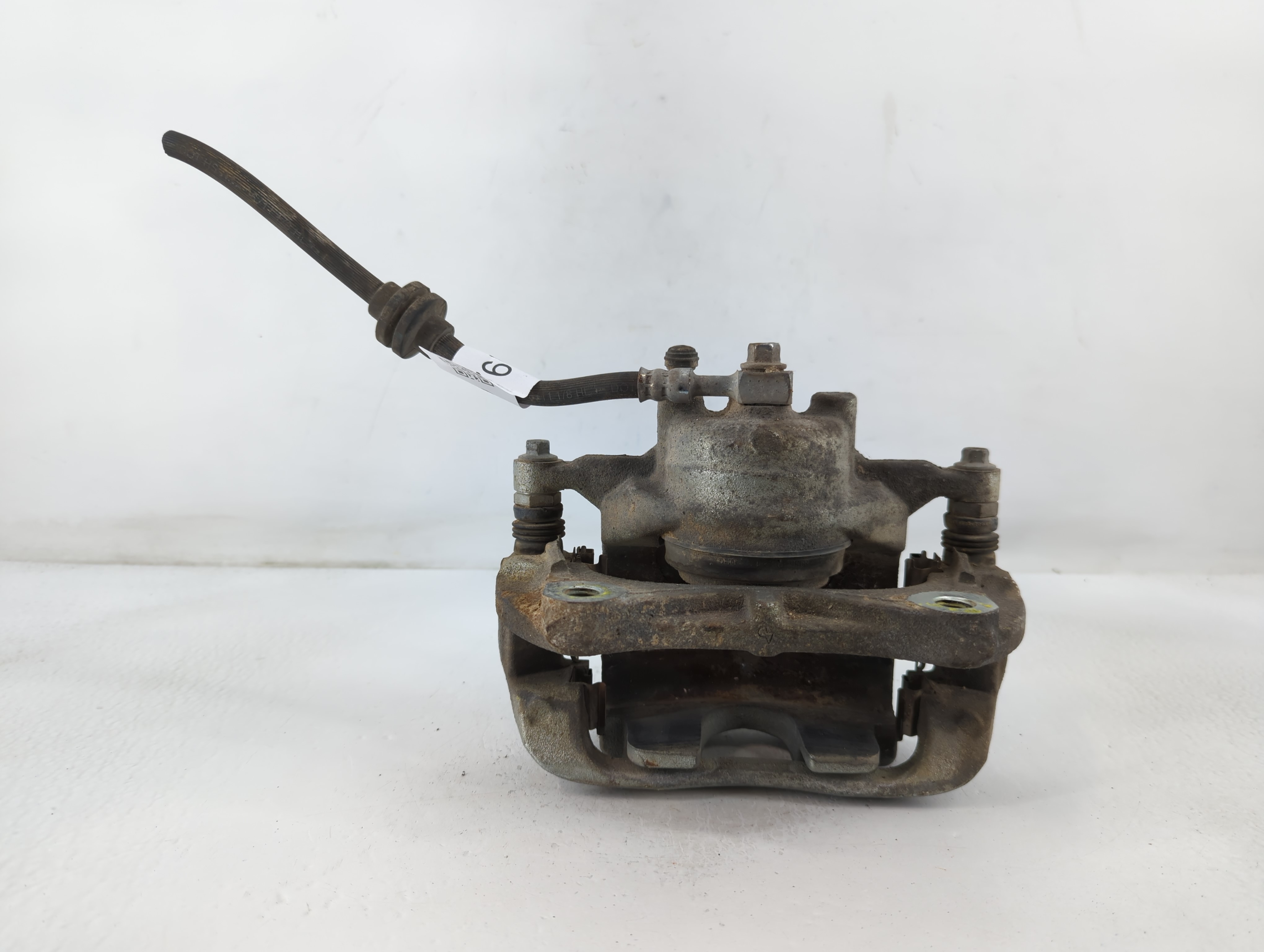 Picture of 2008-2019 Toyota Highlander Front Passenger Right Brake Caliper 776545