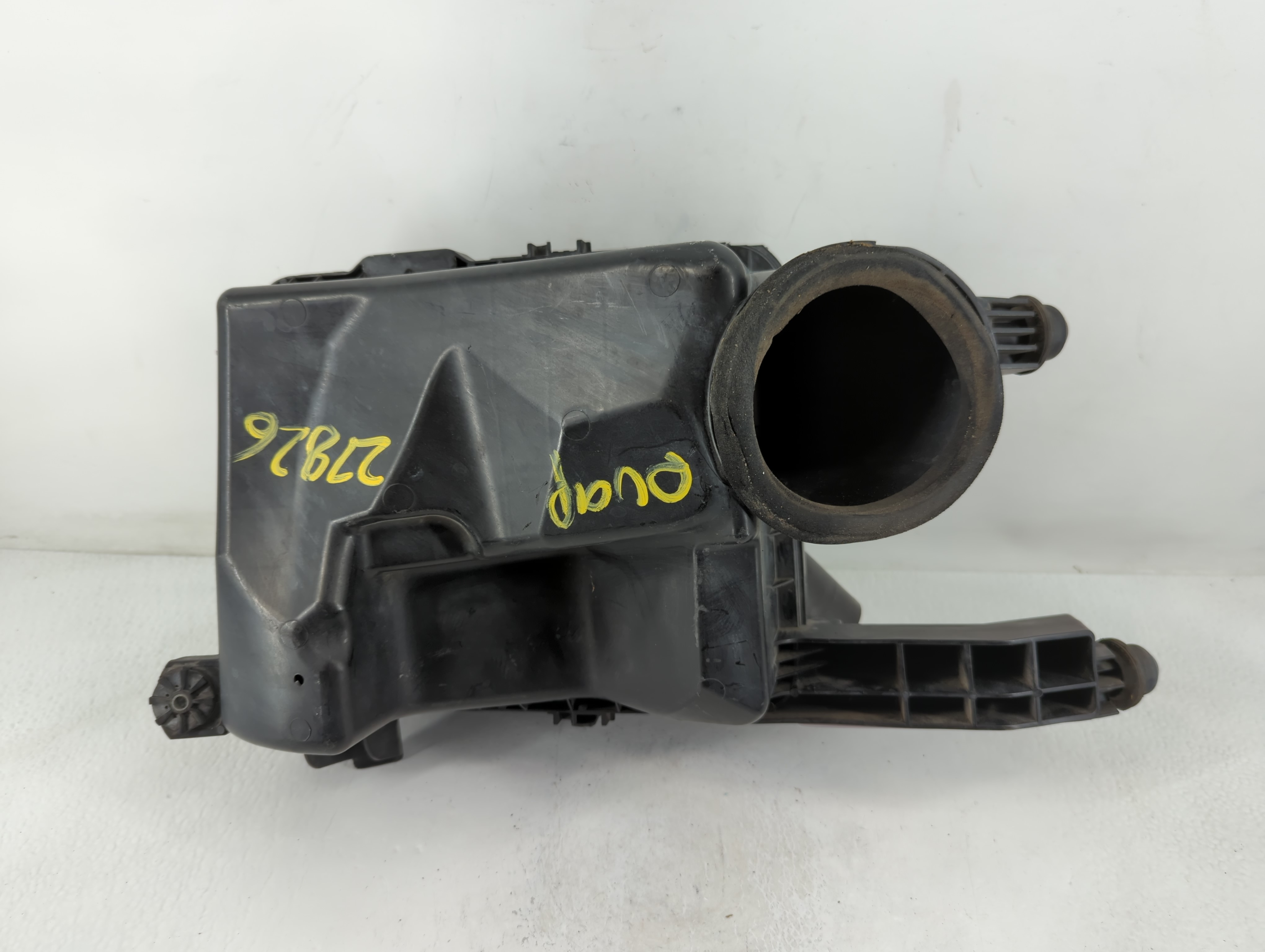 Picture of 2004-2007 Saturn Vue Air Cleaner Intake-duct Hose Tube 776549