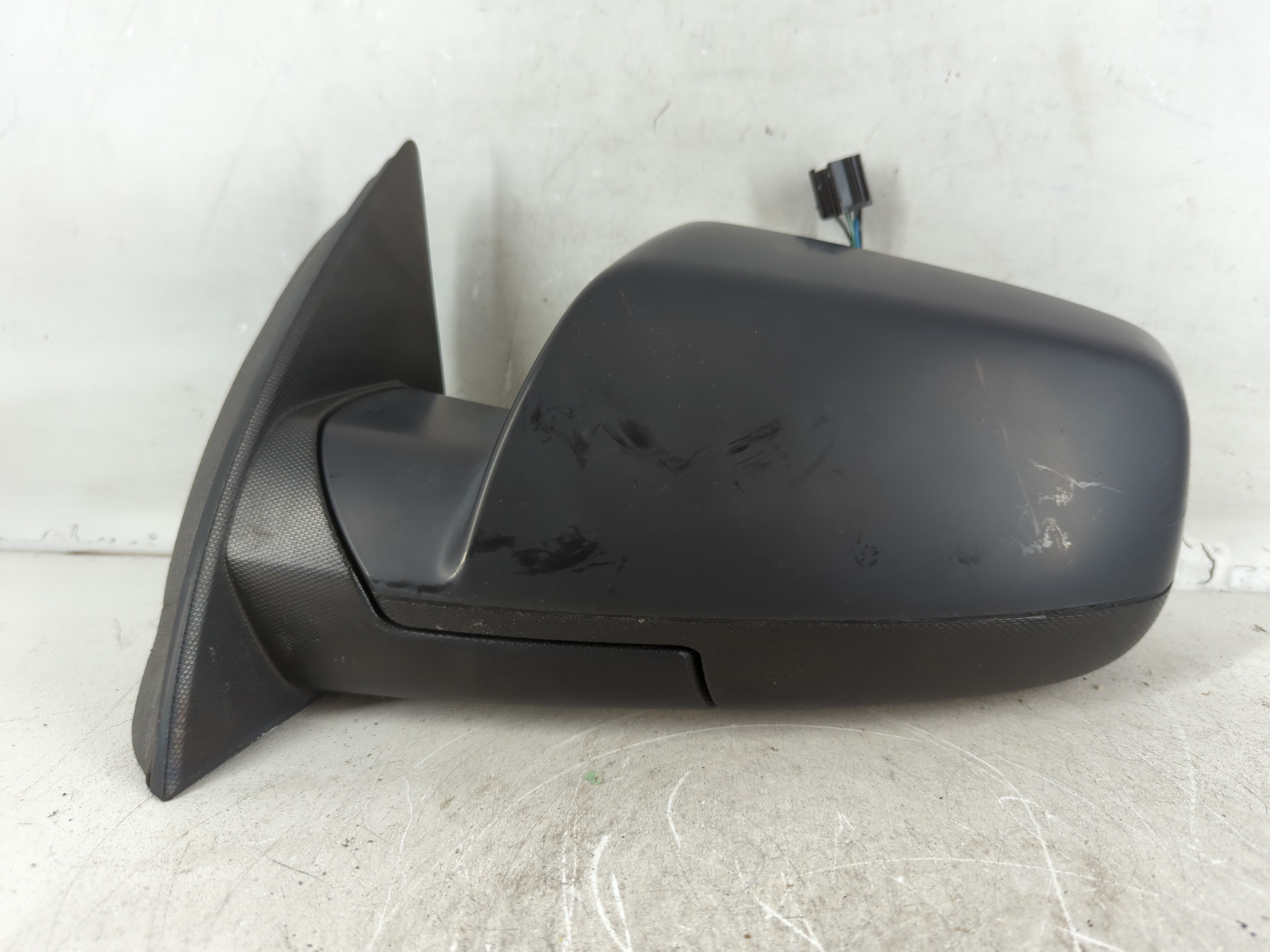 2010-2011 Chevrolet Equinox Driver Left Side View Power Door Mirror Black 776570 - Oemusedautoparts1.com