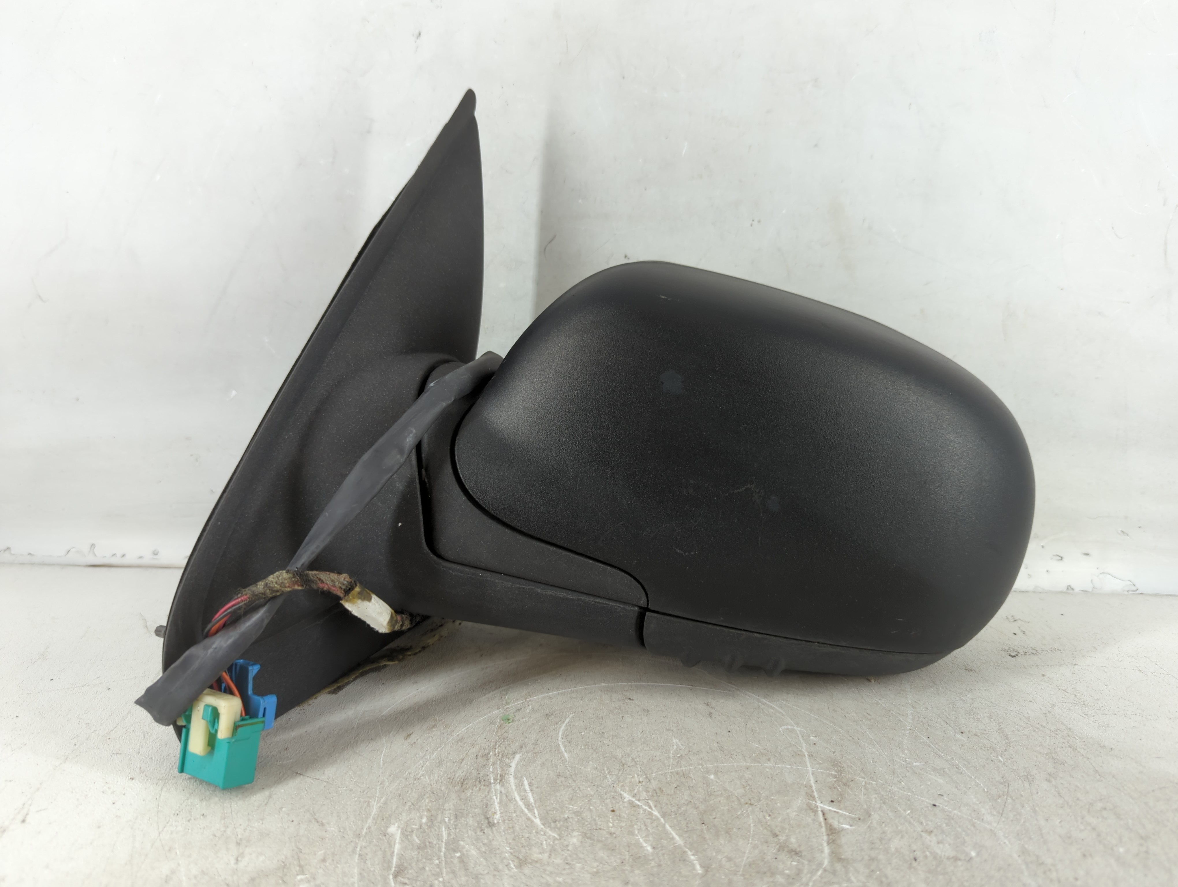 2002 Chevrolet Trailblazer Ext Driver Left Side View Power Door Mirror 776572 - Oemusedautoparts1.com