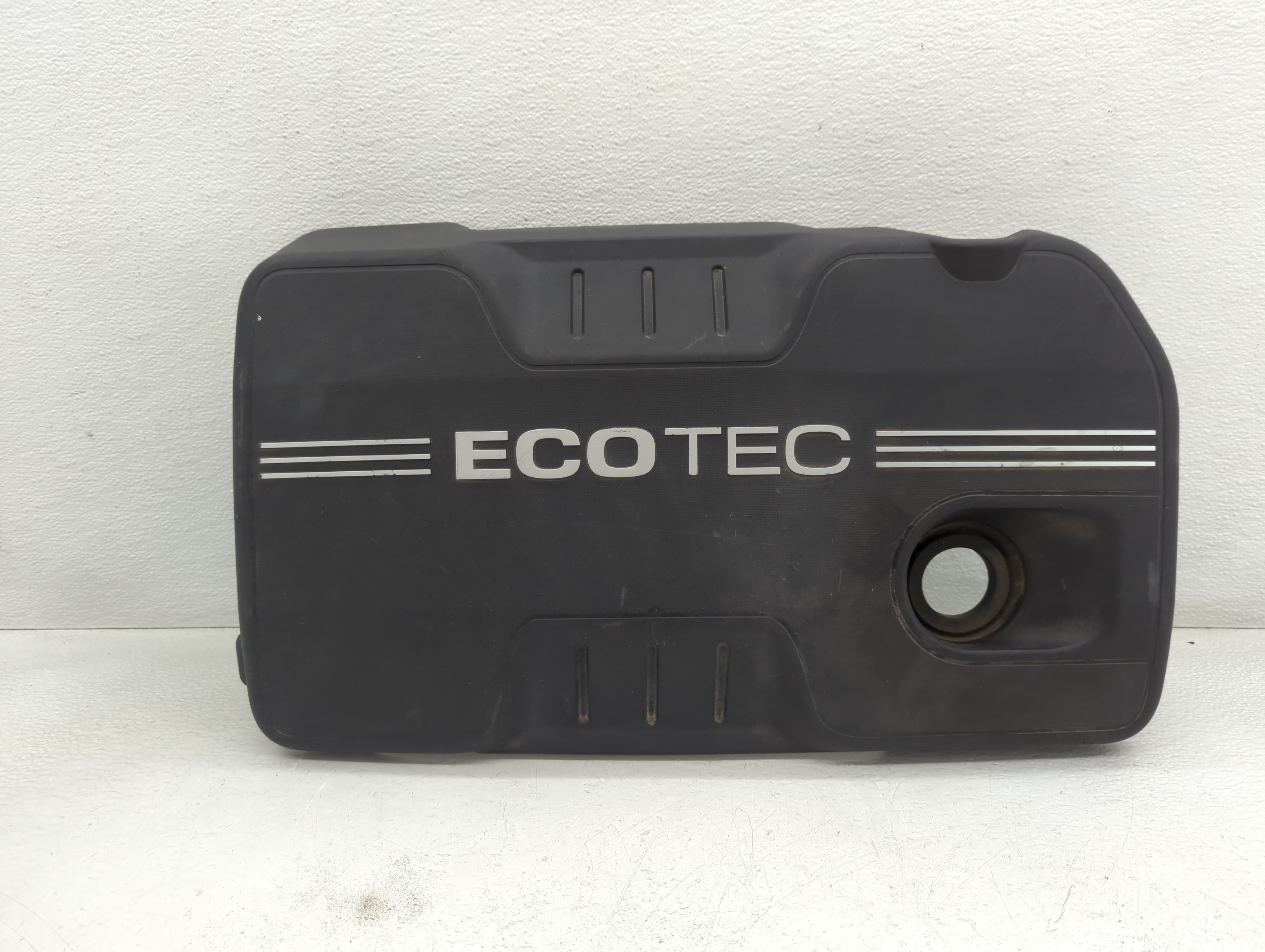 2008 Saturn Vue Engine Cover 776621 - Oemusedautoparts1.com
