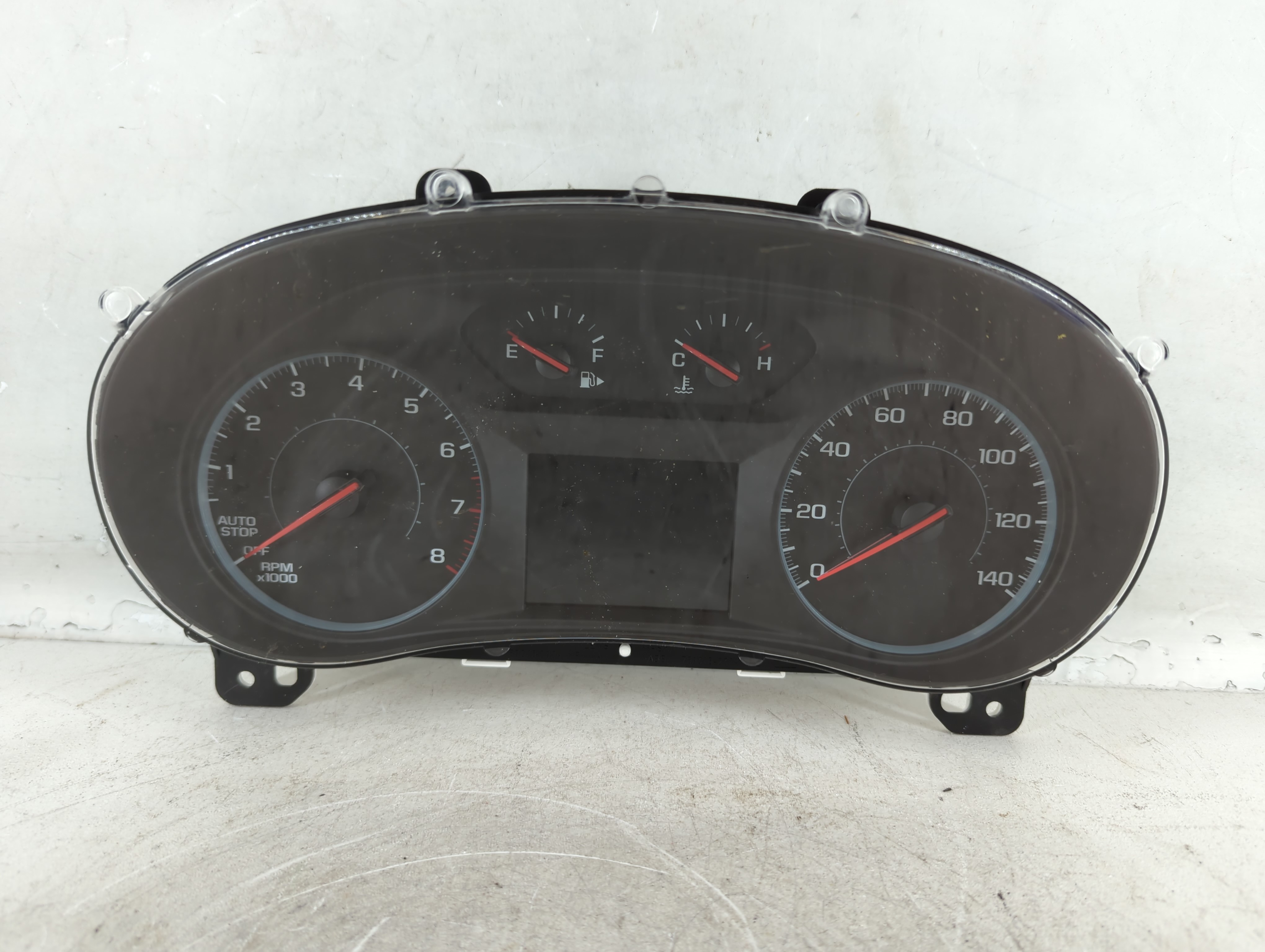 2017-2018 Chevrolet Malibu Speedometer Instrument Cluster Gauges 84128302 776626 - Oemusedautoparts1.com