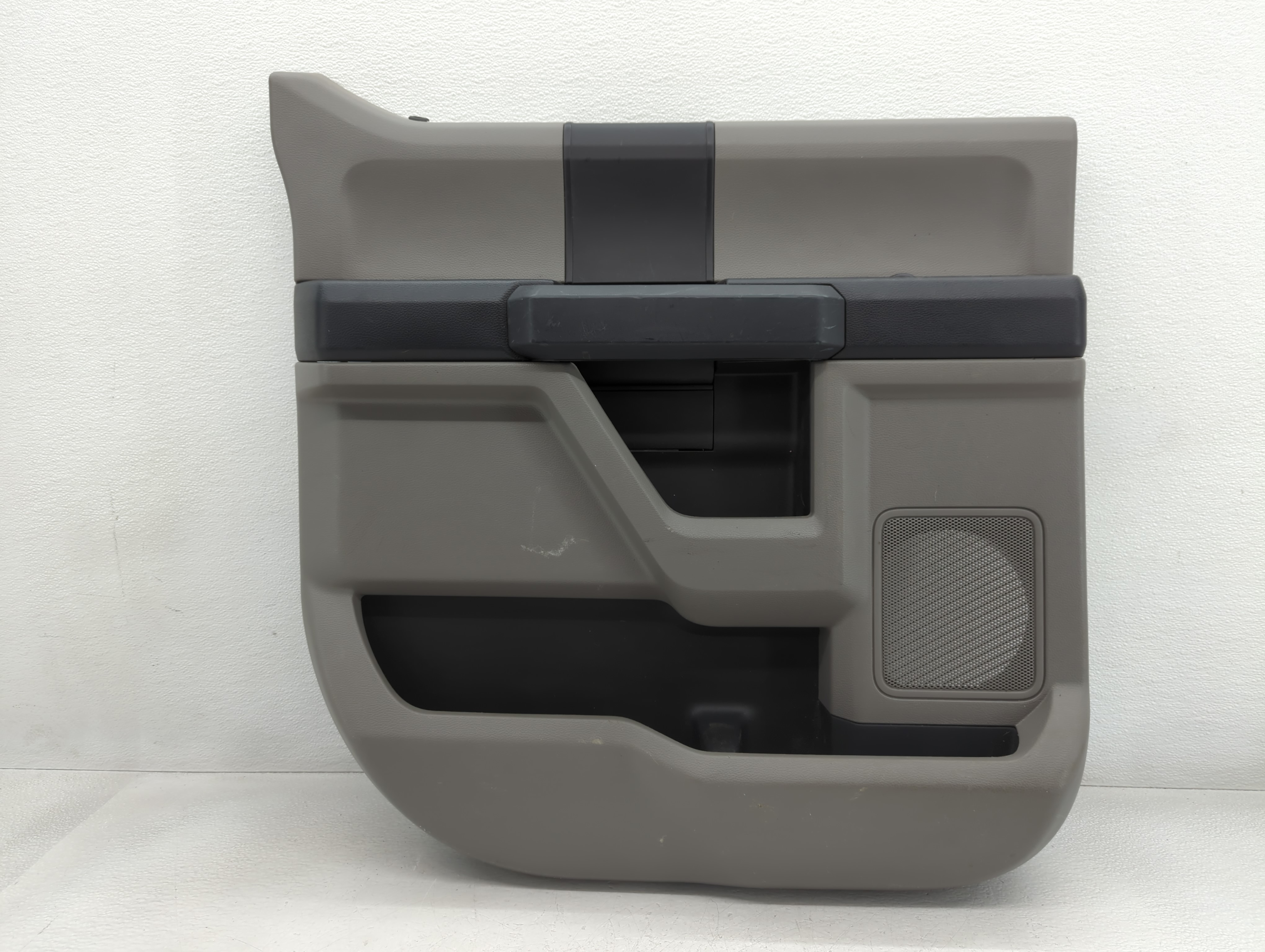 Picture of 2018 Ford F-150 Front Right Passenger Interior Door Panel Trim Ebony 776673