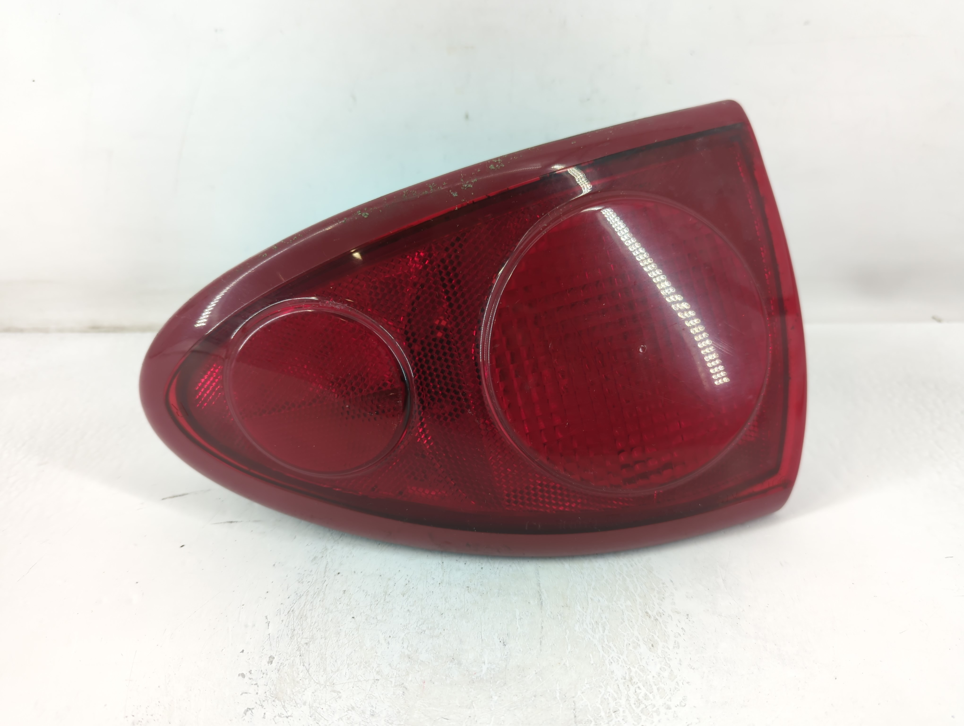 2003 Chevrolet Cavalier Passenger Right Side Tail Light Taillight Oem 776678 - Oemusedautoparts1.com