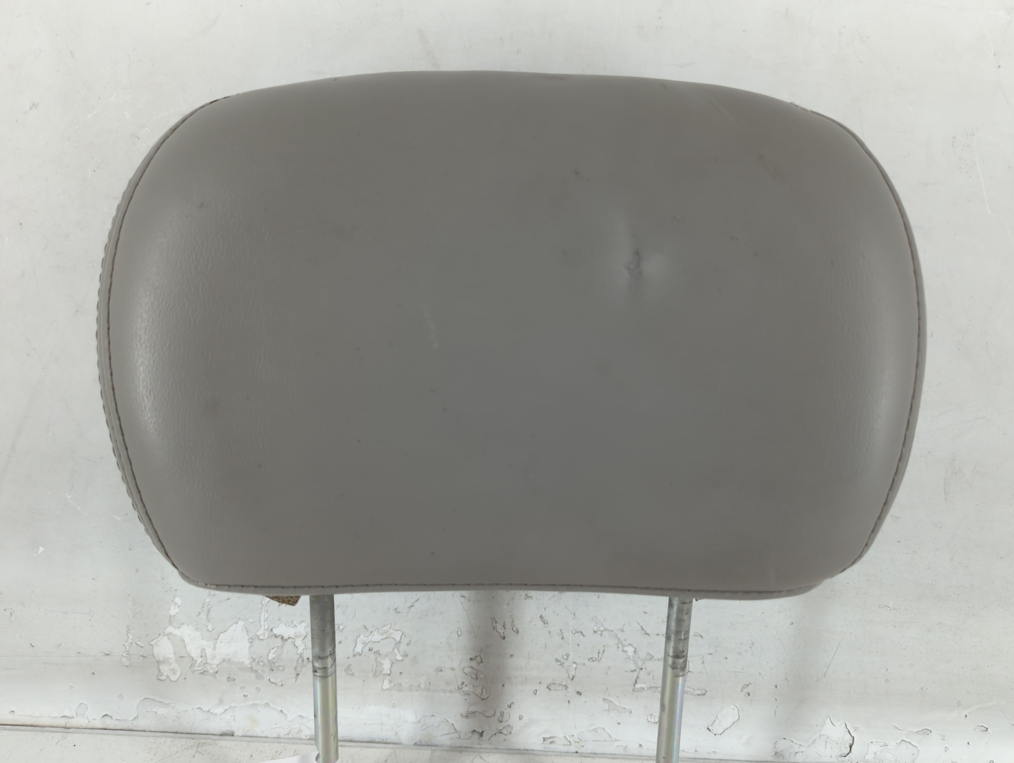Chevrolet Trail Blazer Headrest Head Rest Front Driver Passenger Seat 776704 - Oemusedautoparts1.com