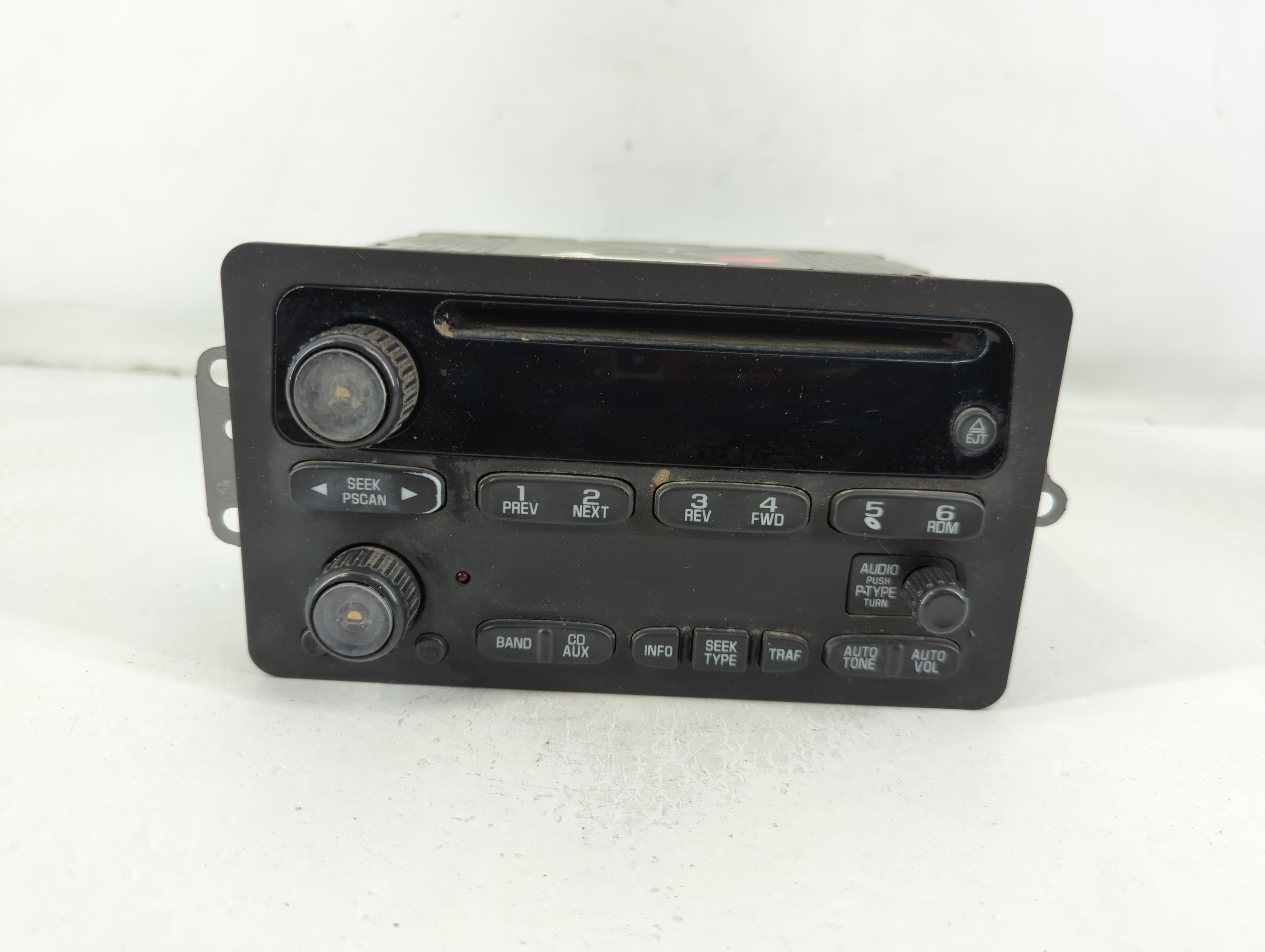 Picture of 2002-2005 Chevrolet Impala Radio Control Panel 776720